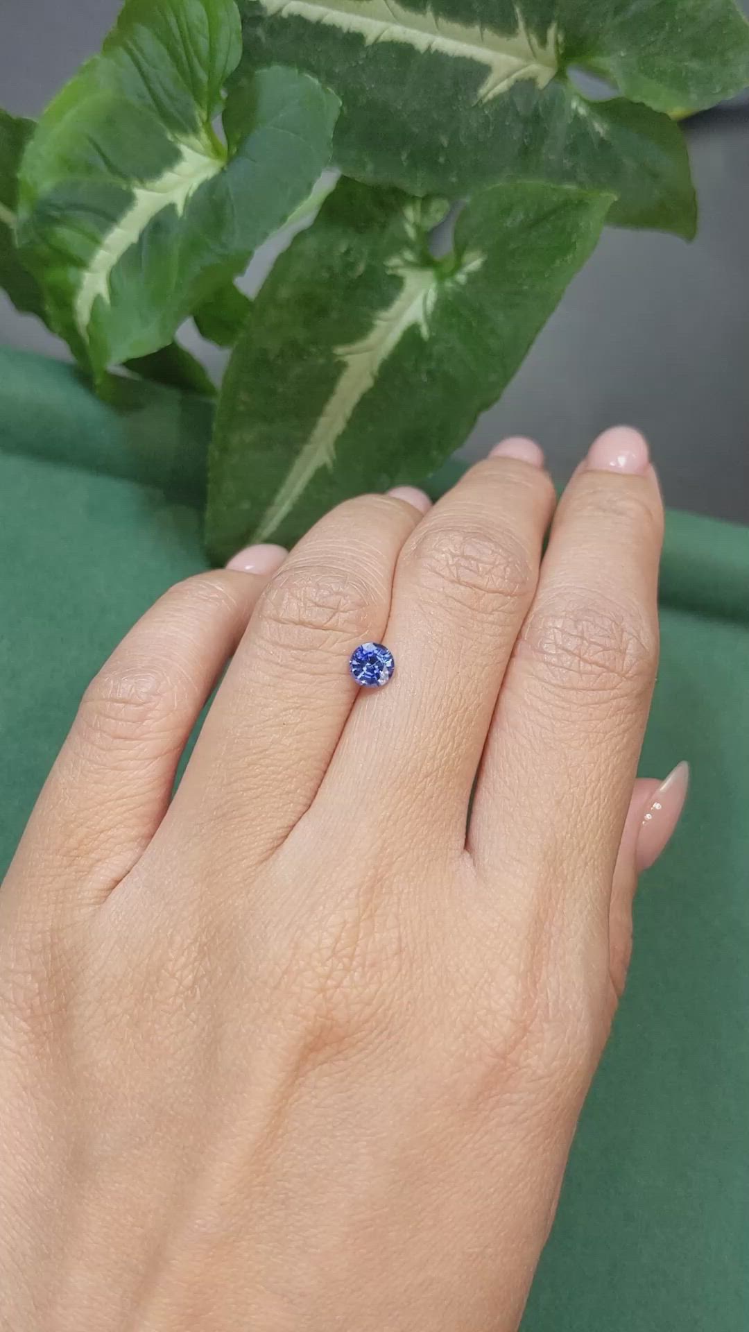 0.65 Ct. Blue Sapphire from Ceylon (Sri Lanka) Size Video