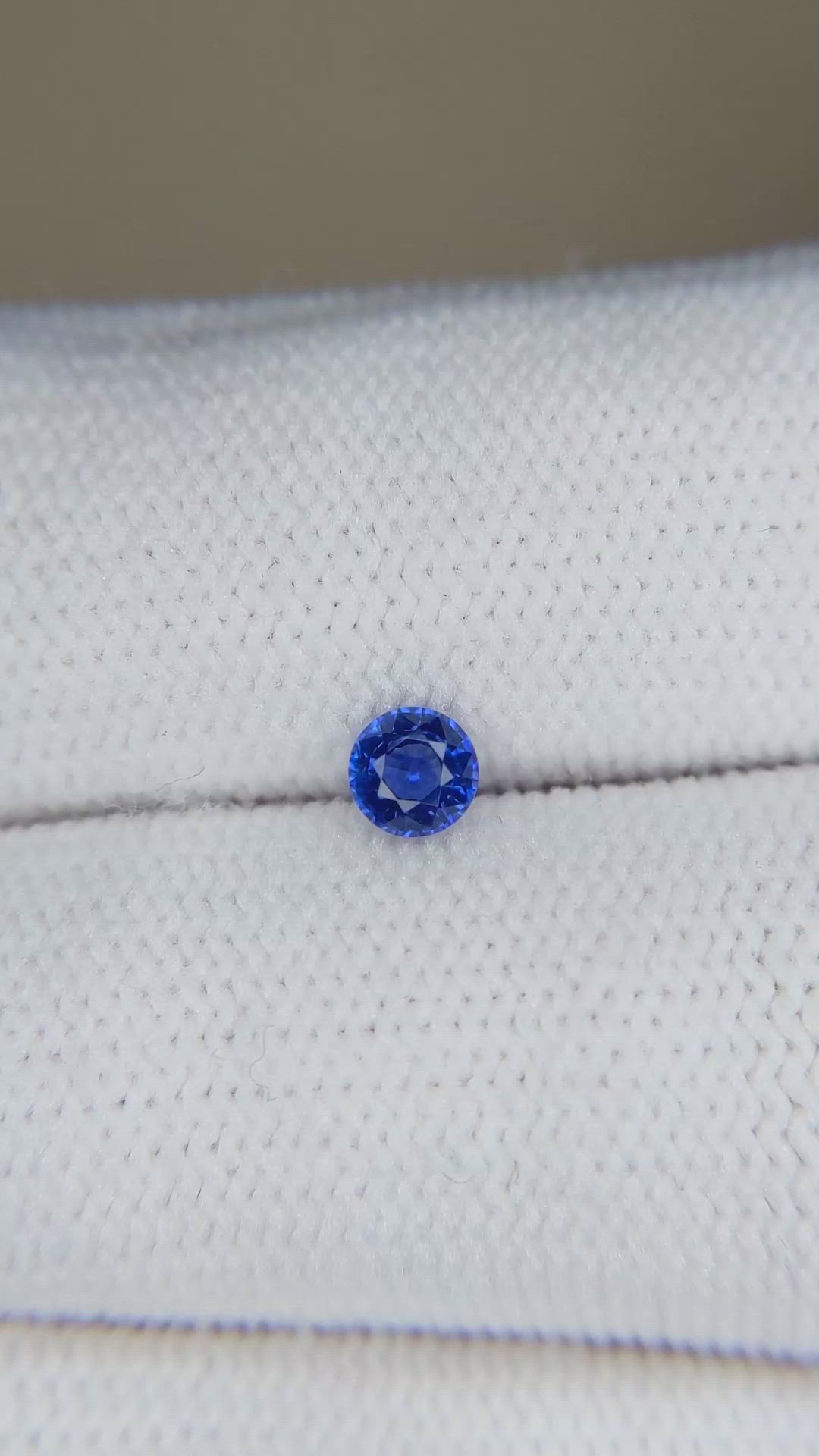 0.28 Ct. Blue Sapphire from Ceylon (Sri Lanka) Size Video