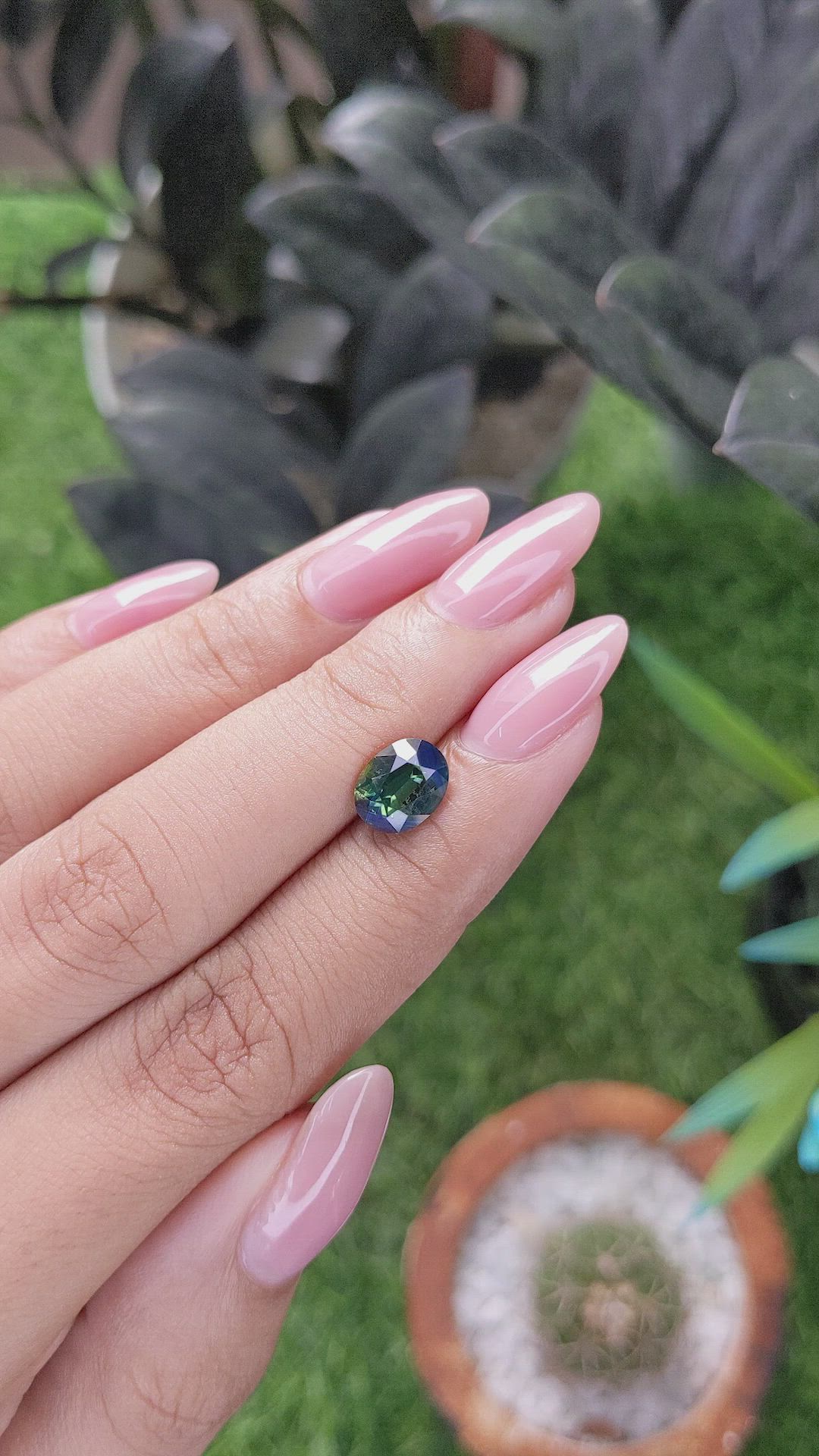 2.13 Ct. Bi Color Sapphire from Madagascar Size Video