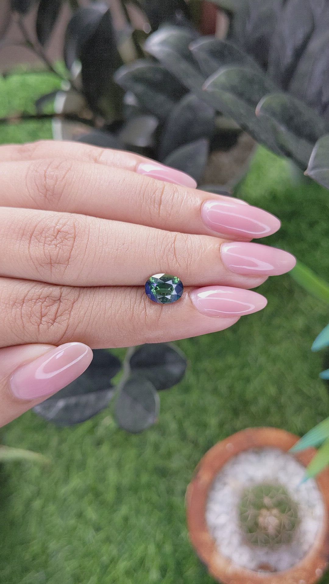2.13 Ct. Bi Color Sapphire from Madagascar Size Video