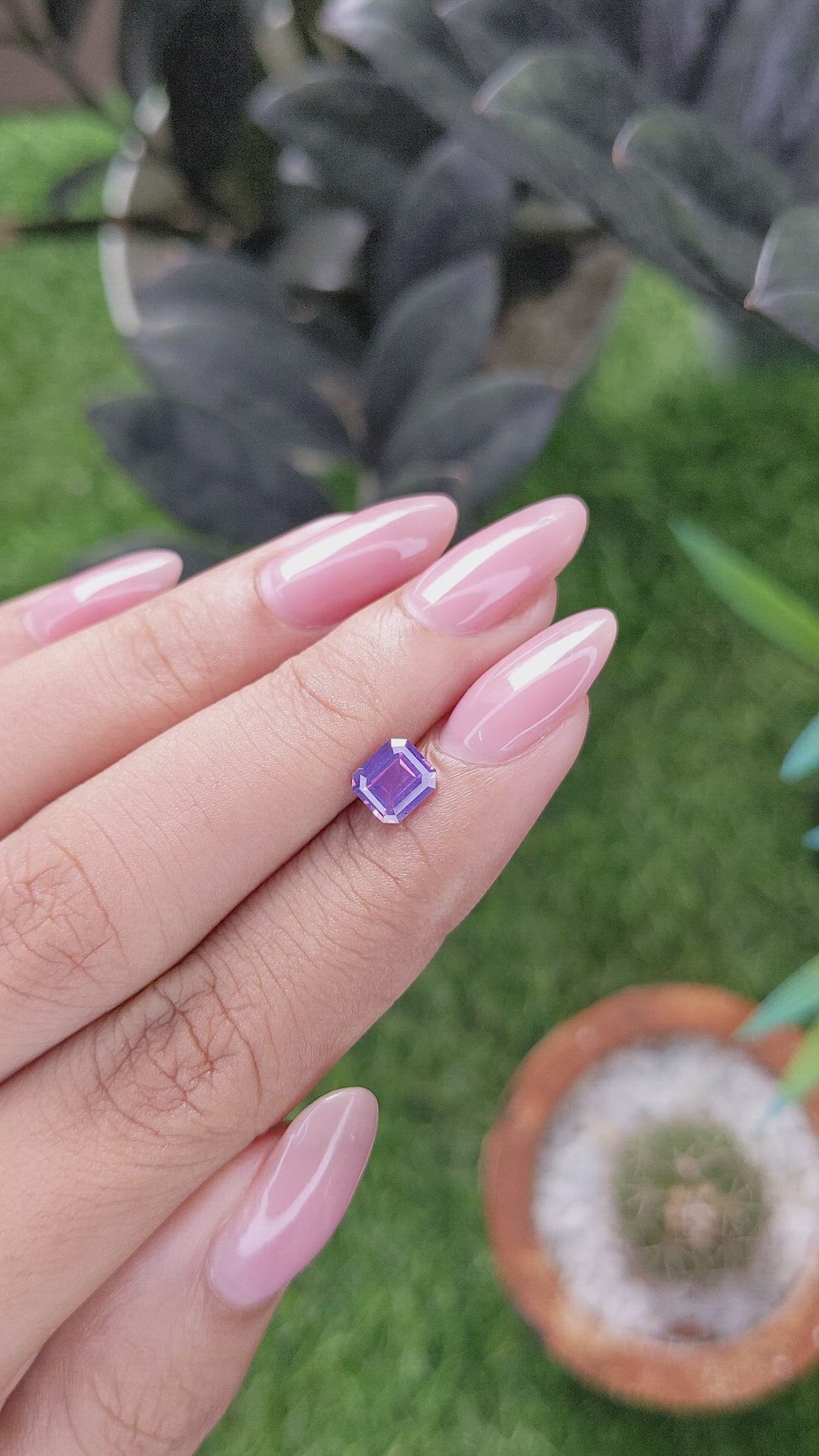 1.03 Ct. Pinkish Purple Sapphire from Tanzania Size Video