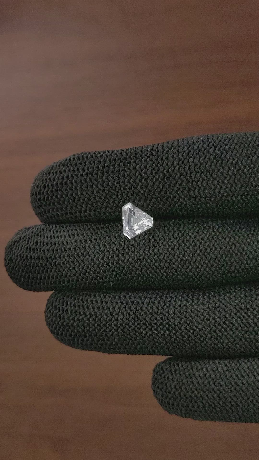 1.64 Ct. White Sapphire from Ceylon (Sri Lanka) Size Video