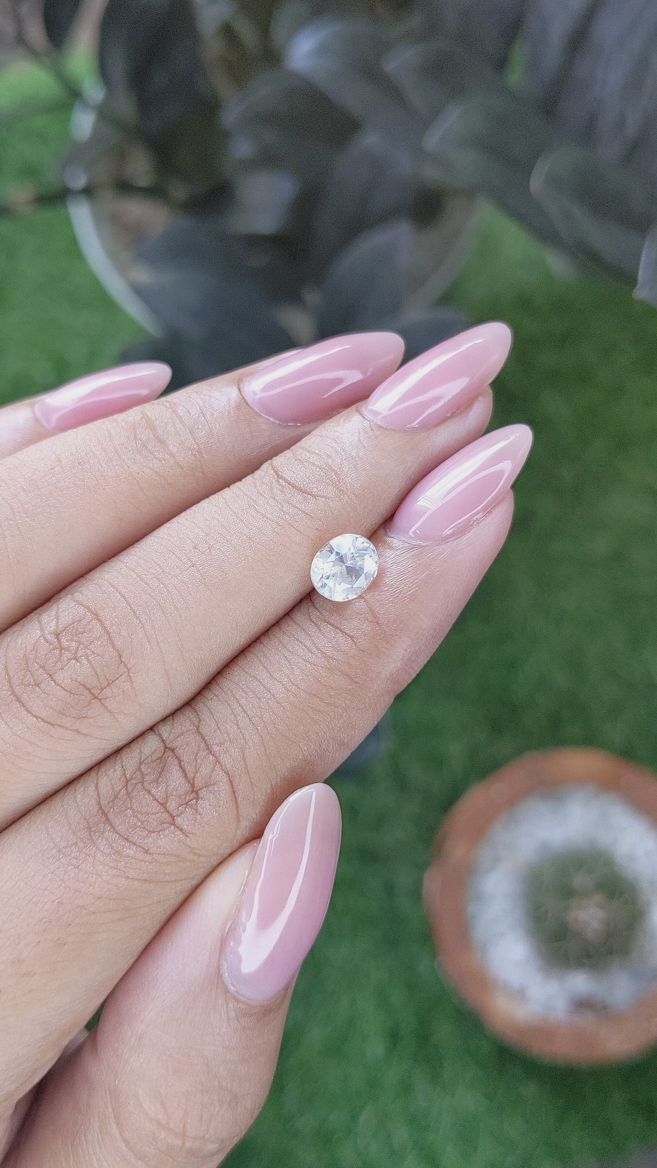 1.40 Ct. White Sapphire from Ceylon (Sri Lanka) Size Video