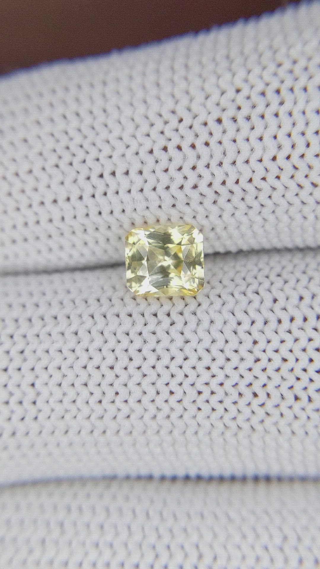 1.29 Ct. Yellow Sapphire from Ceylon (Sri Lanka) Size Video