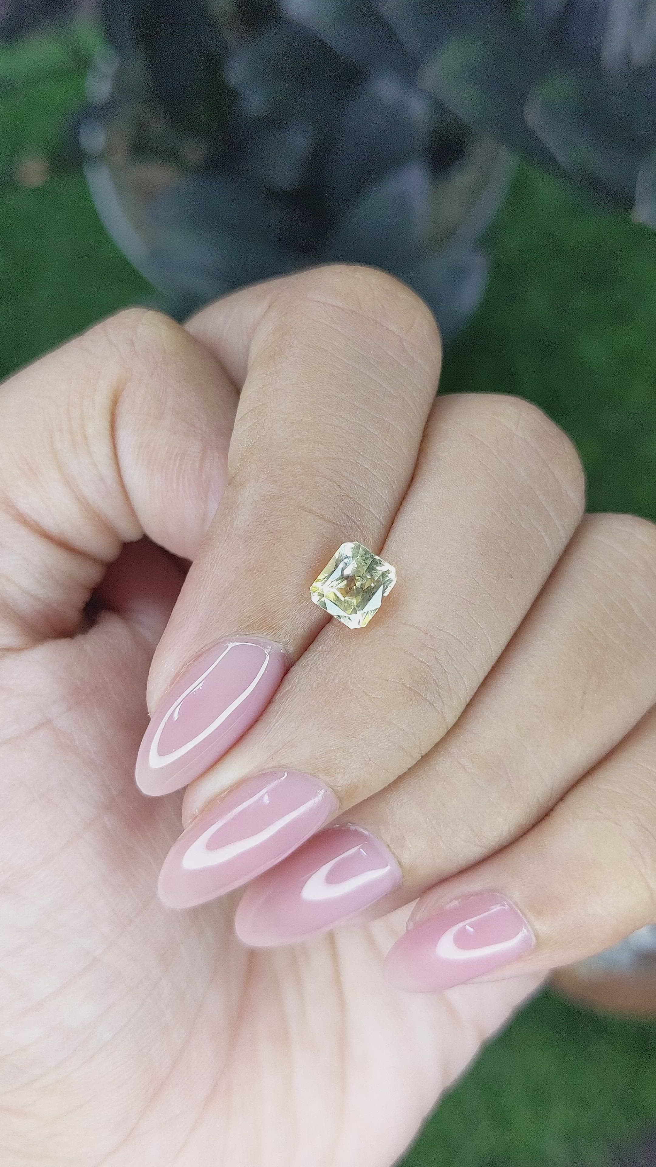 1.29 Ct. Yellow Sapphire from Ceylon (Sri Lanka) Size Video