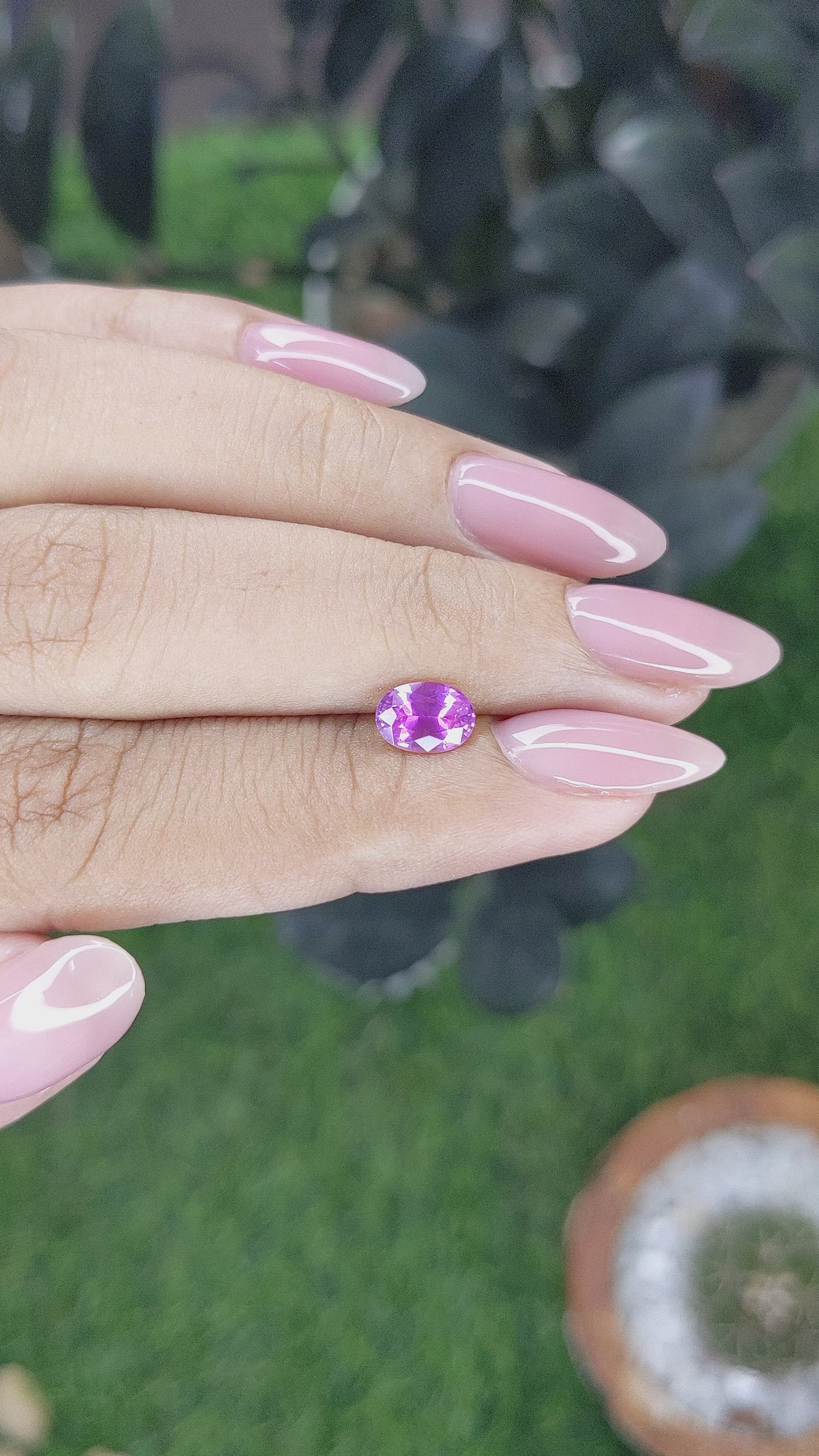 0.94 Ct. Pinkish Purple Sapphire from Ceylon (Sri Lanka) Size Video