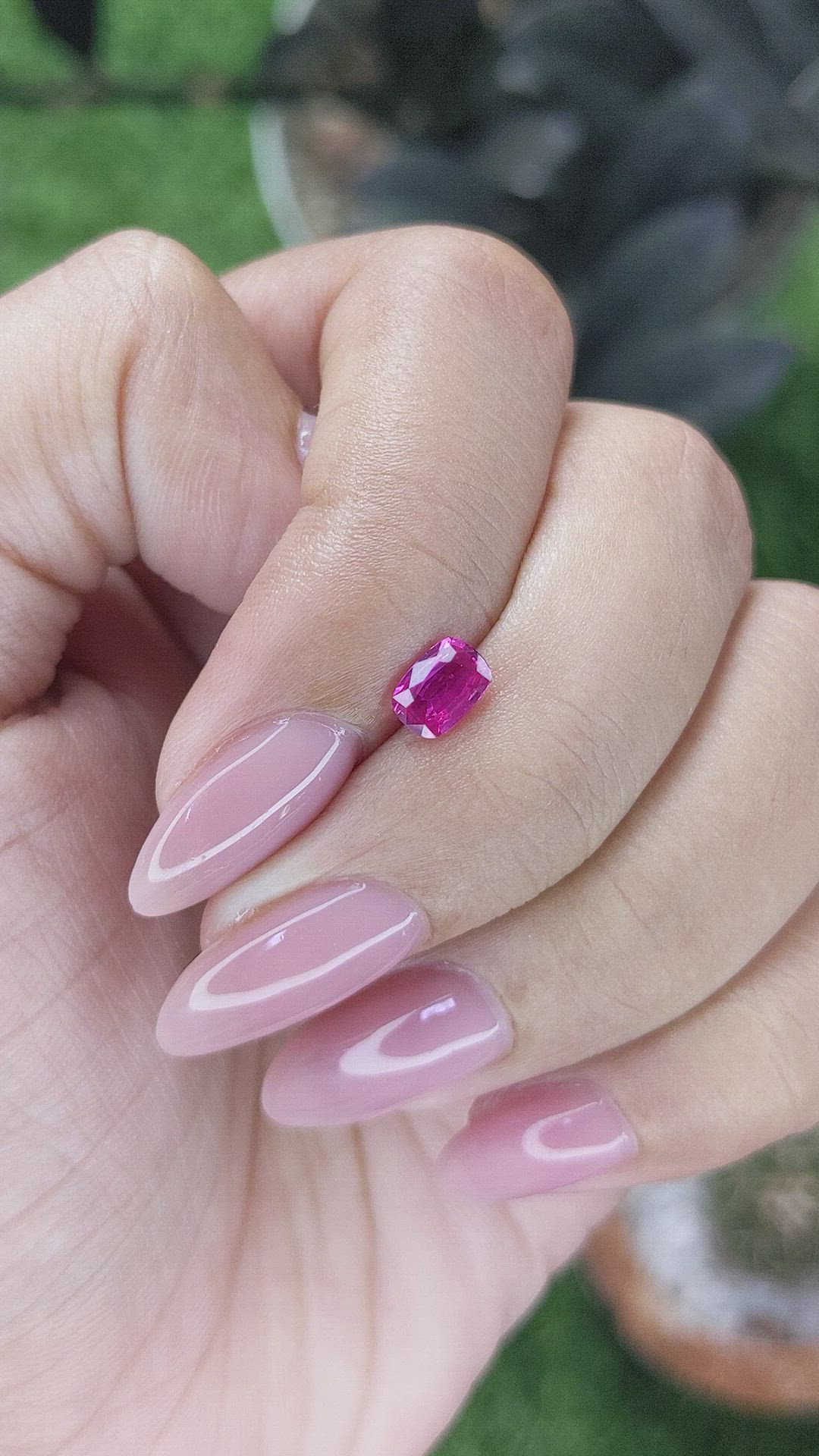 0.52 Ct. Purplish Pink Sapphire from Mozambique Size Video