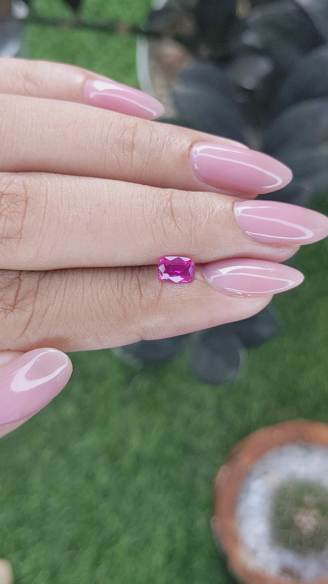 0.52 Ct. Purplish Pink Sapphire from Mozambique Size Video