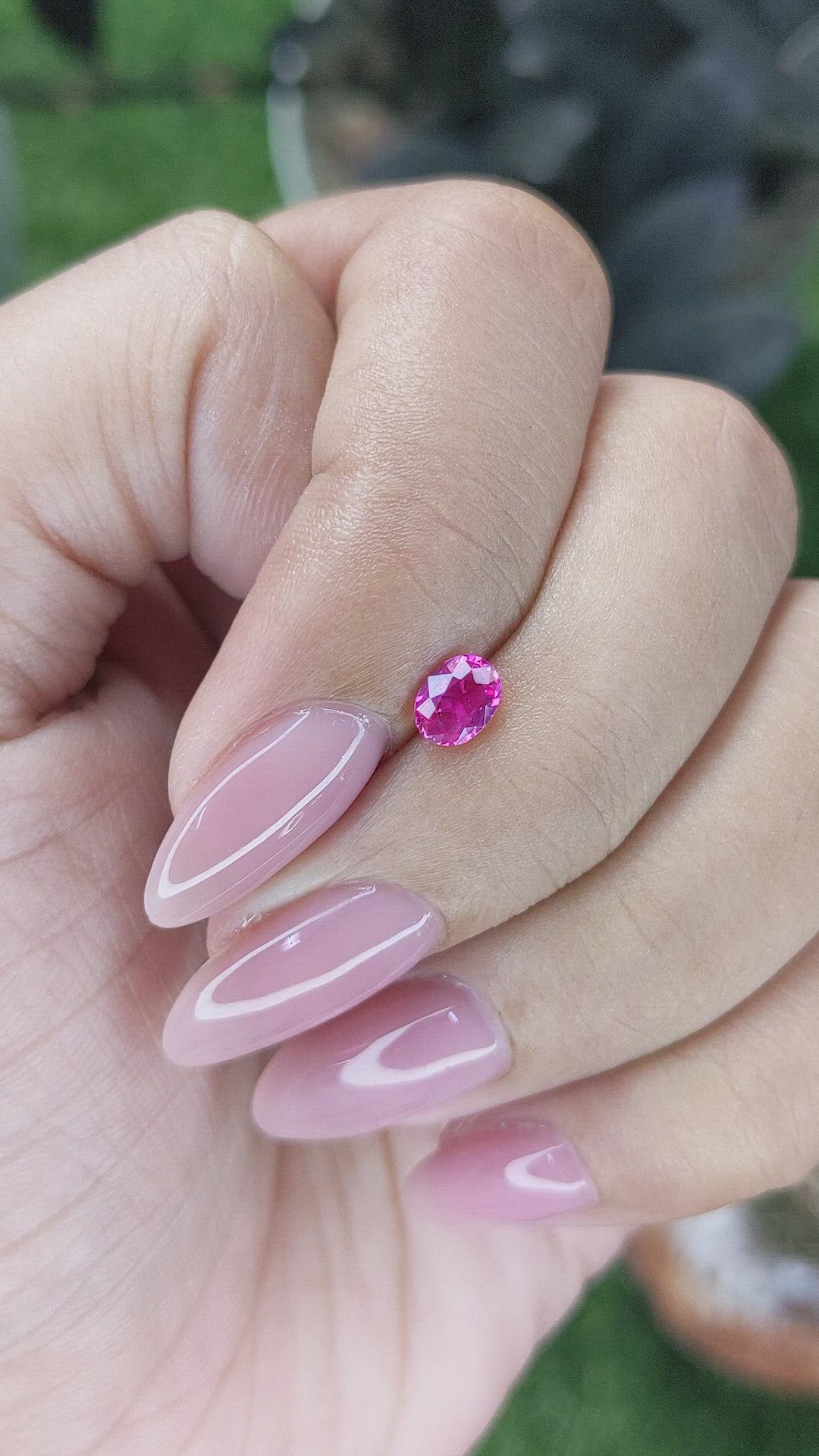 0.45 Ct. Purplish Pink Sapphire from Mozambique Size Video