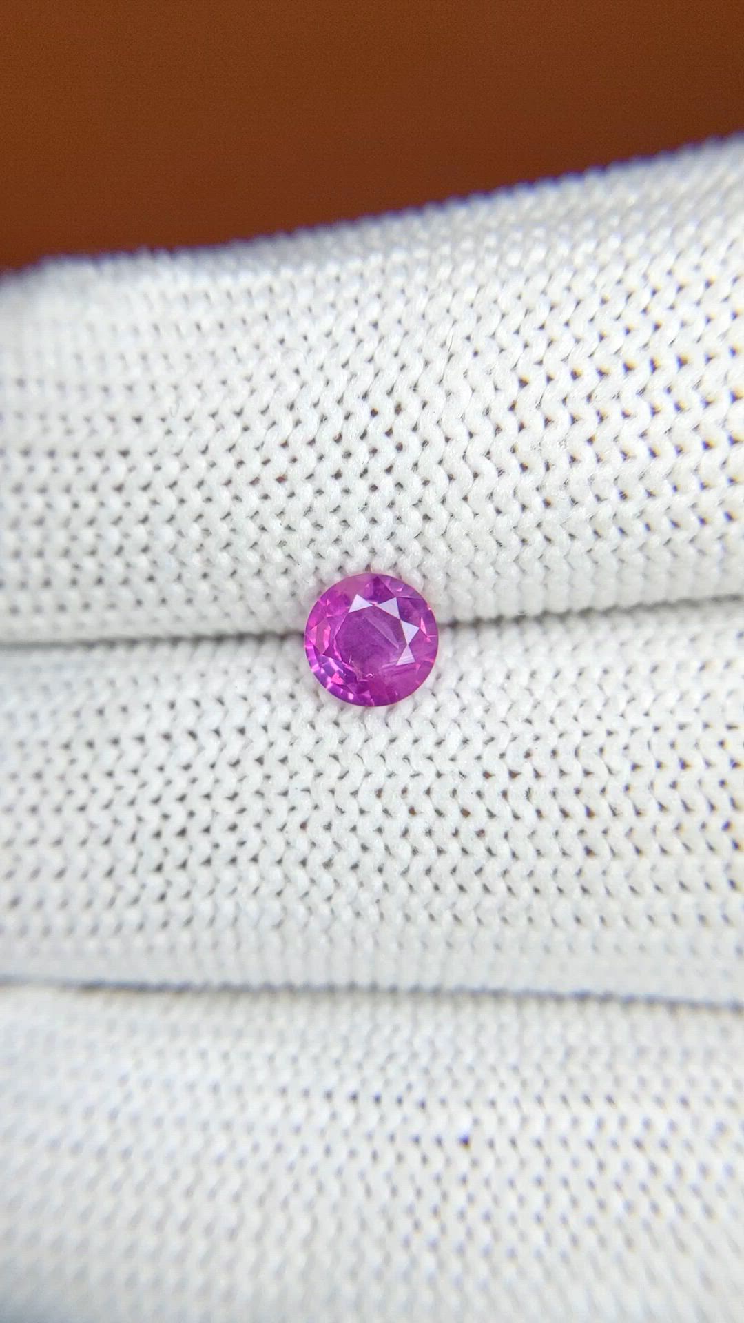 0.72 Ct. Pinkish Purple Sapphire from Ceylon (Sri Lanka) Size Video