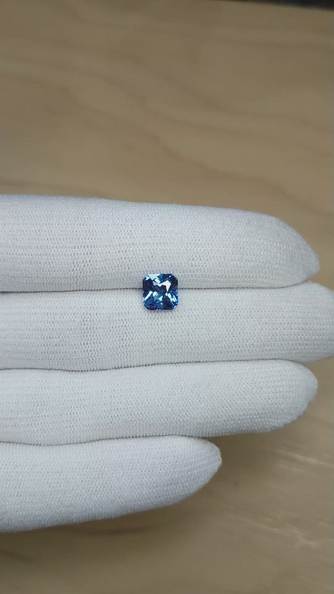 2.60 Ct. Blue Sapphire from Ceylon (Sri Lanka) Size Video