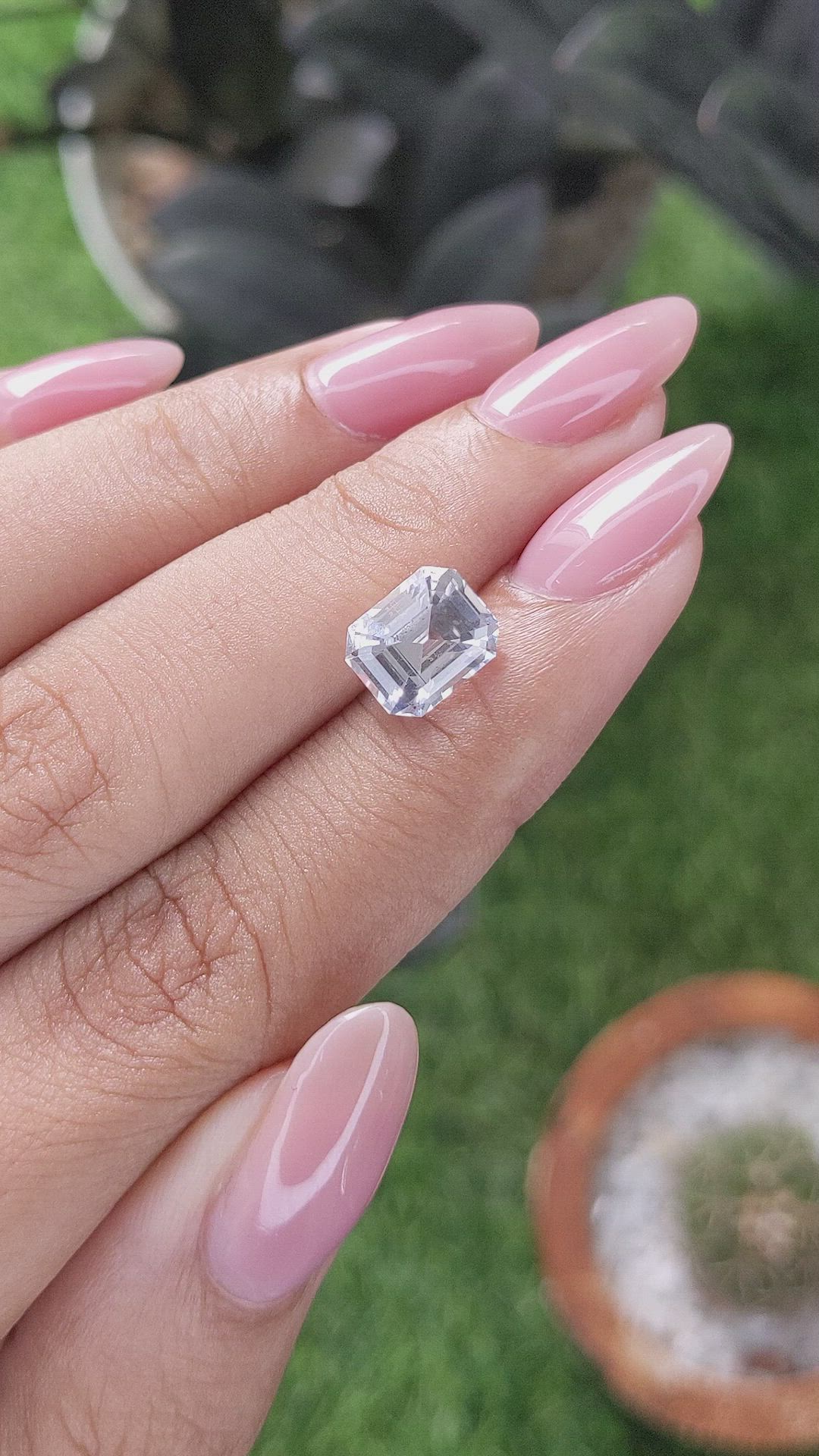 3.55 Ct. White Sapphire from Ceylon (Sri Lanka) Size Video