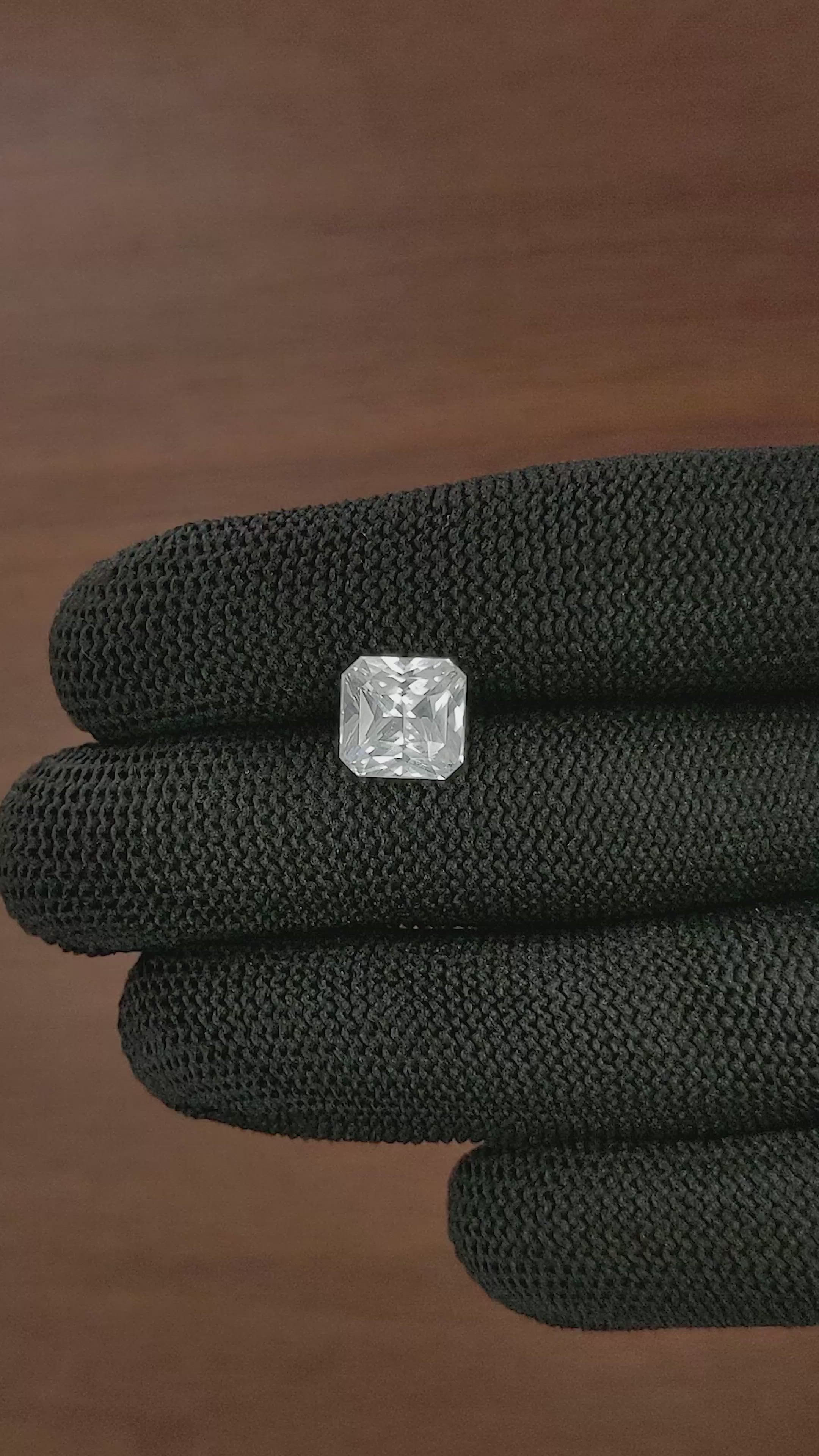 5.07 Ct. White Sapphire from Ceylon (Sri Lanka) Size Video