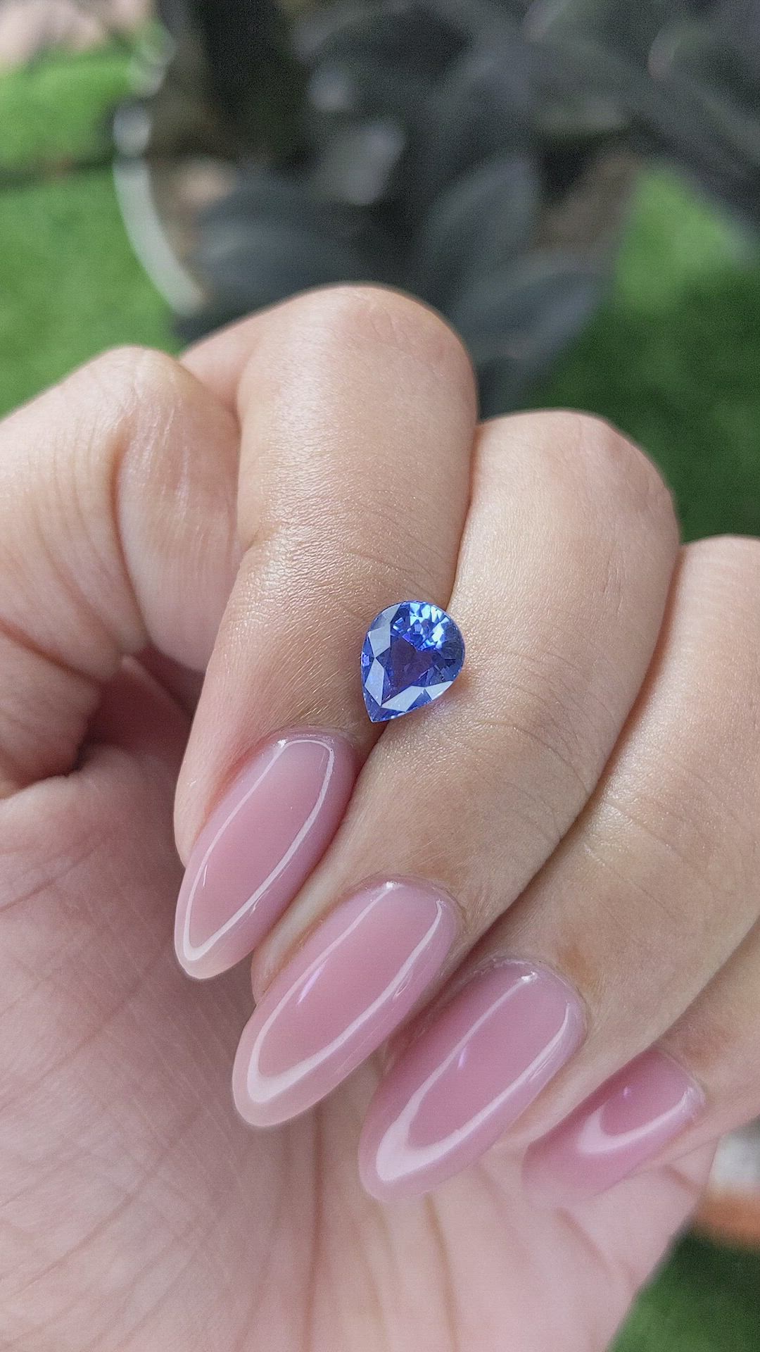 1.57 Ct. Blue Sapphire from Ceylon (Sri Lanka) Size Video
