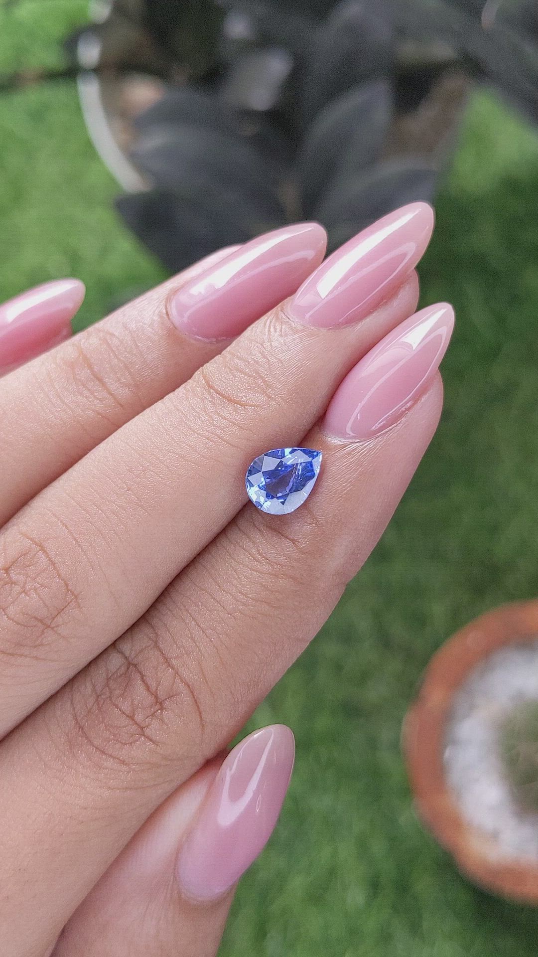 1.57 Ct. Blue Sapphire from Ceylon (Sri Lanka) Size Video