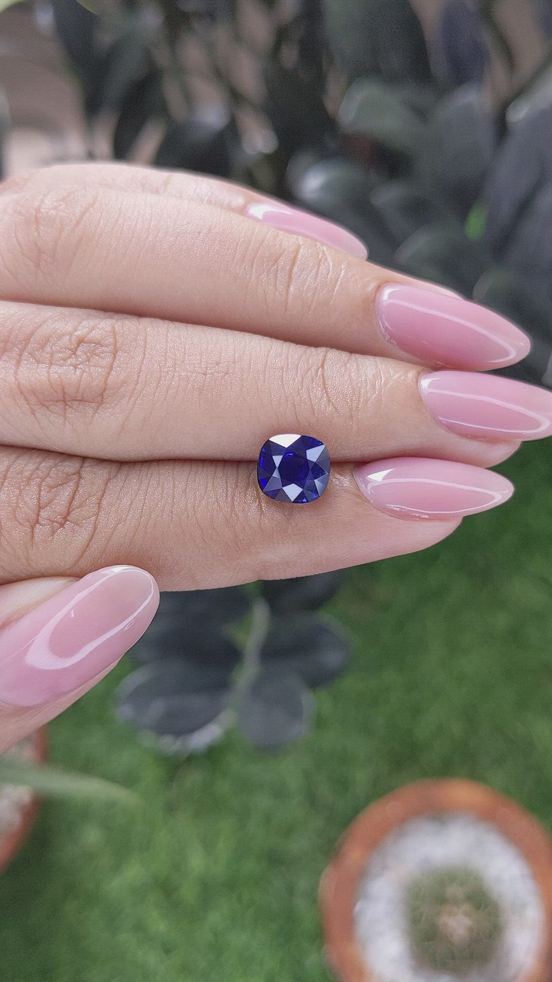 2.52 Ct. Blue Sapphire from Ceylon (Sri Lanka) Size Video