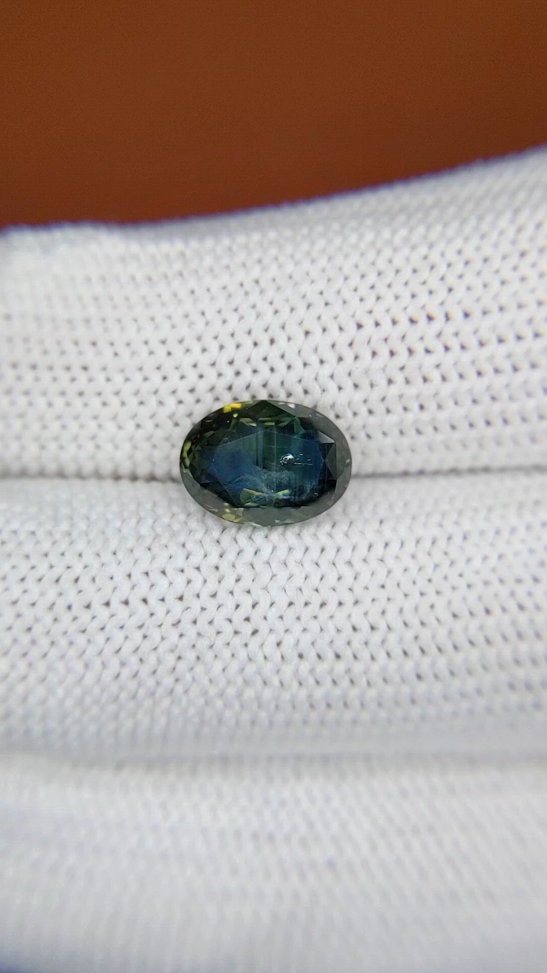 2.73 Ct. Bluish Green Sapphire from Ceylon (Sri Lanka) Size Video