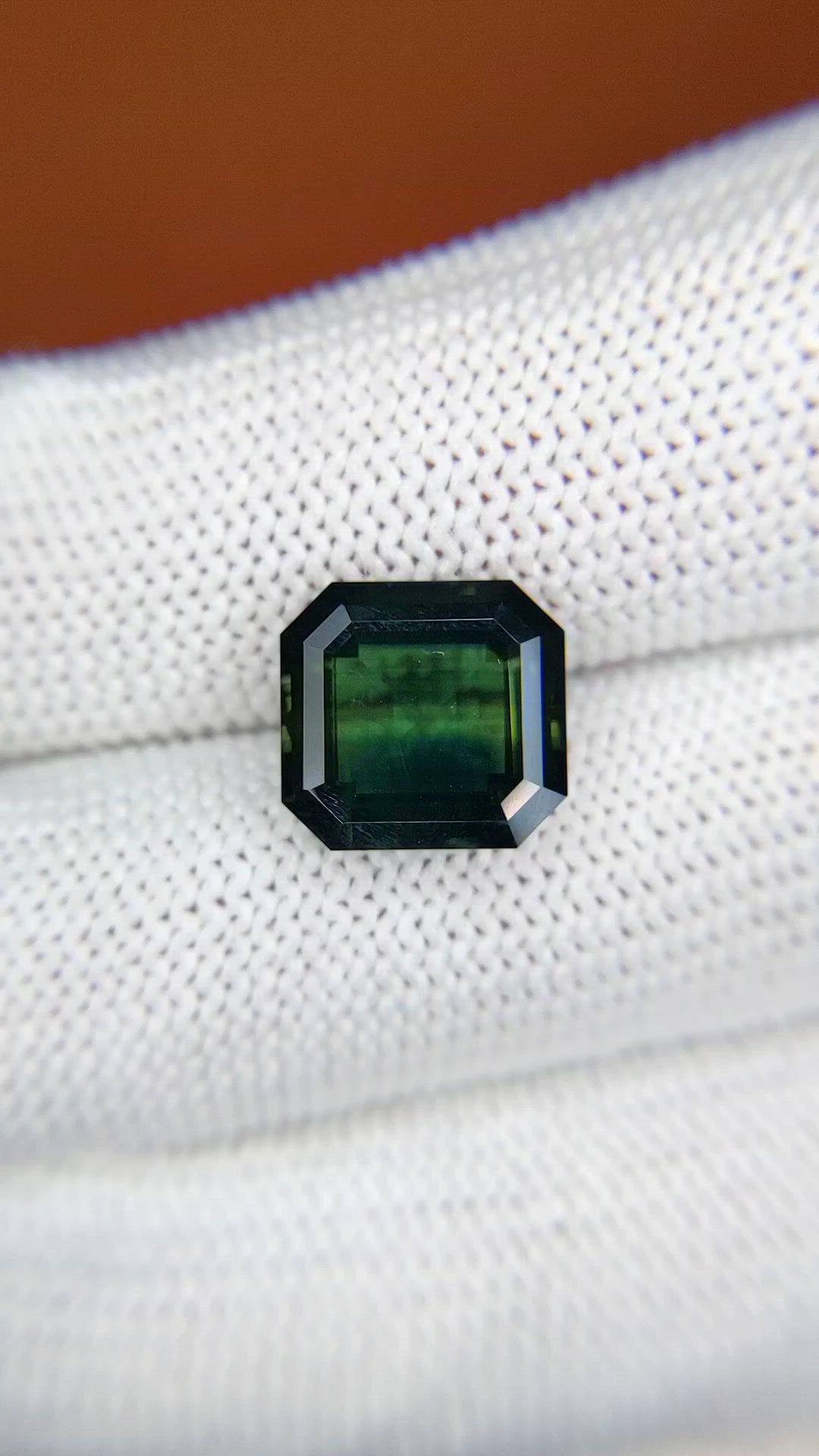 5.24 Ct. Bluish Green Sapphire from Ceylon (Sri Lanka) Size Video