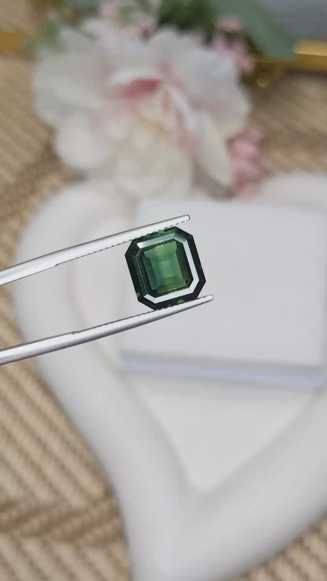 5.24 Ct. Bluish Green Sapphire from Ceylon (Sri Lanka) Size Video