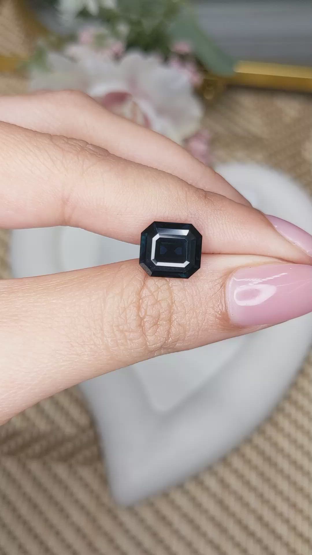 5.52 Ct. Blue Sapphire from Ceylon (Sri Lanka) Size Video