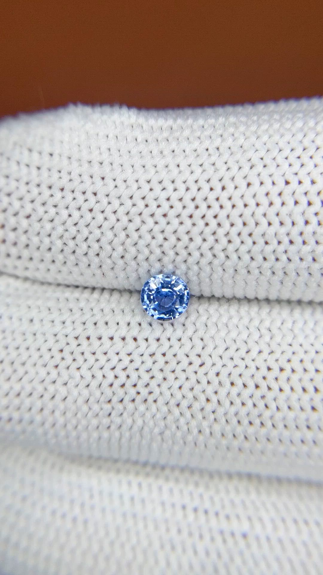 0.35 Ct. Blue Sapphire from Ceylon (Sri Lanka) Size Video
