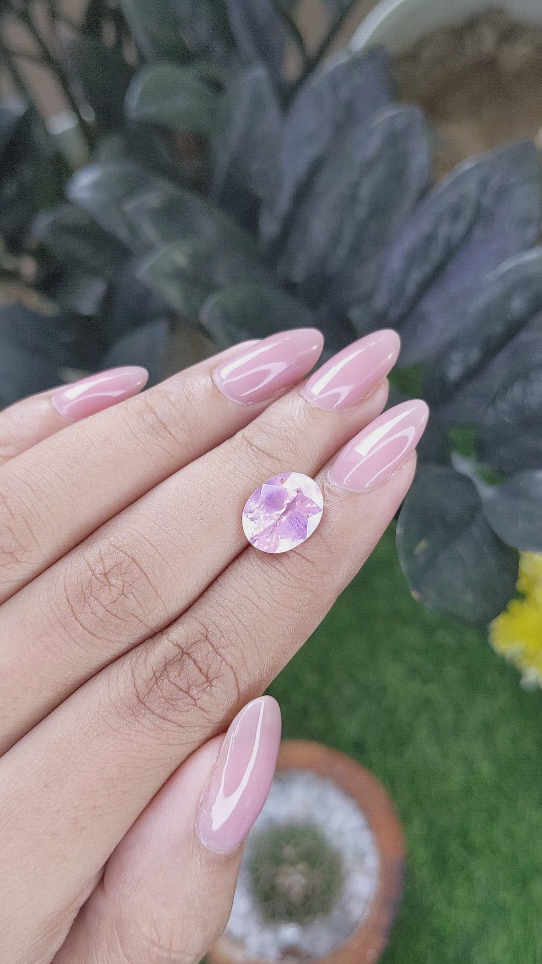 4.39 Ct. Purplish Pink Sapphire from Ceylon (Sri Lanka) Size Video