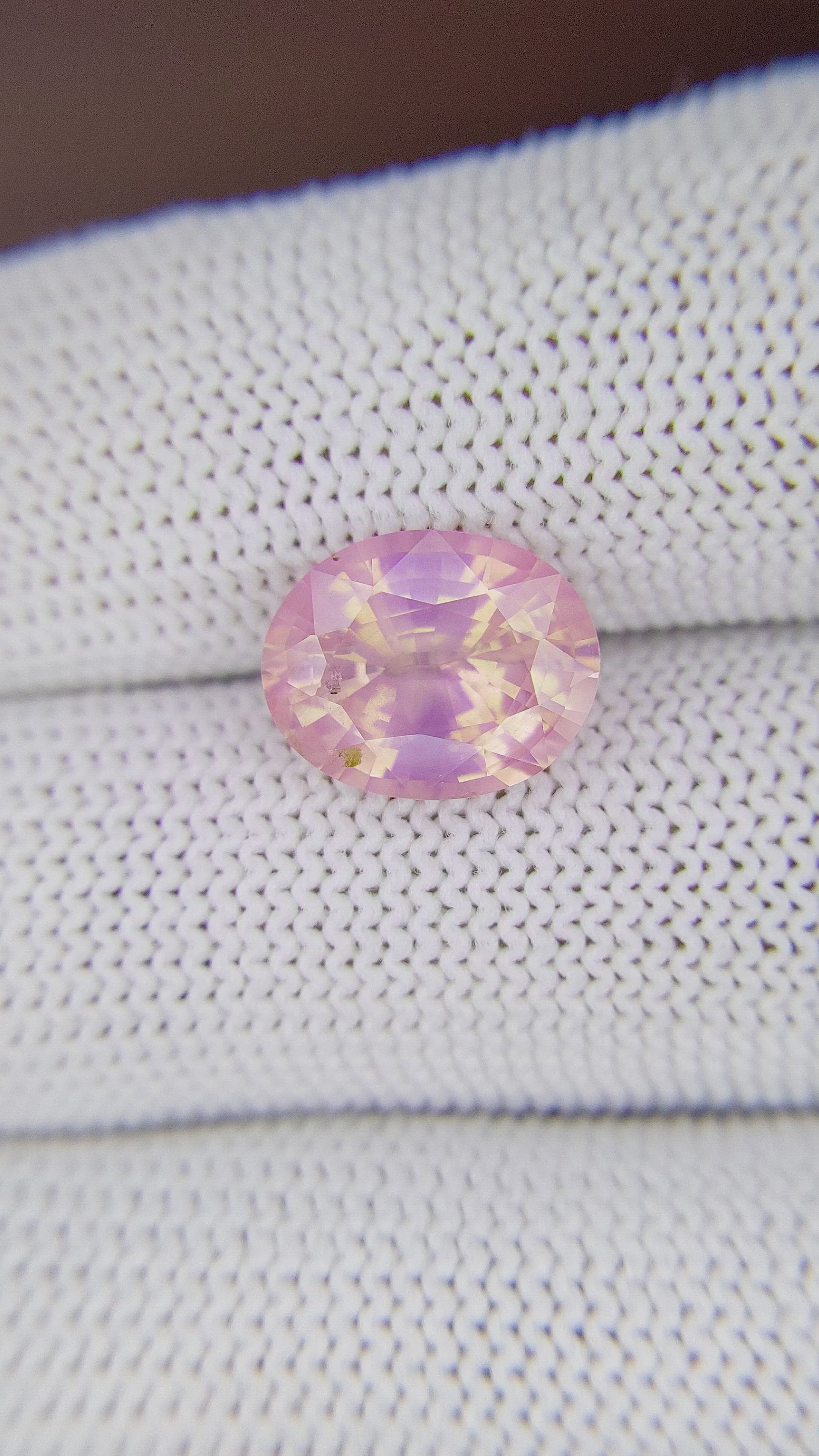 4.39 Ct. Purplish Pink Sapphire from Ceylon (Sri Lanka) Size Video