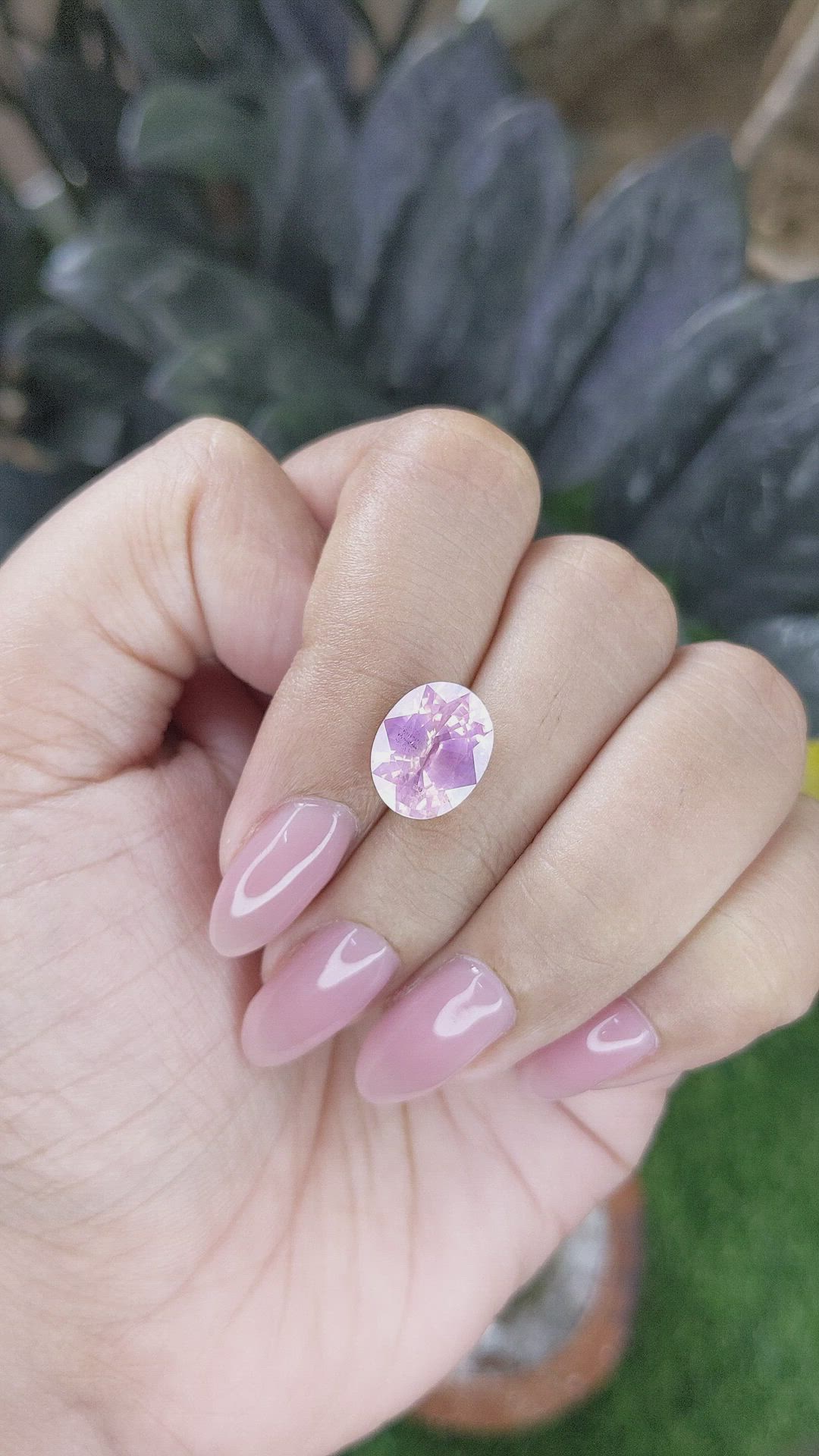 4.39 Ct. Purplish Pink Sapphire from Ceylon (Sri Lanka) Size Video