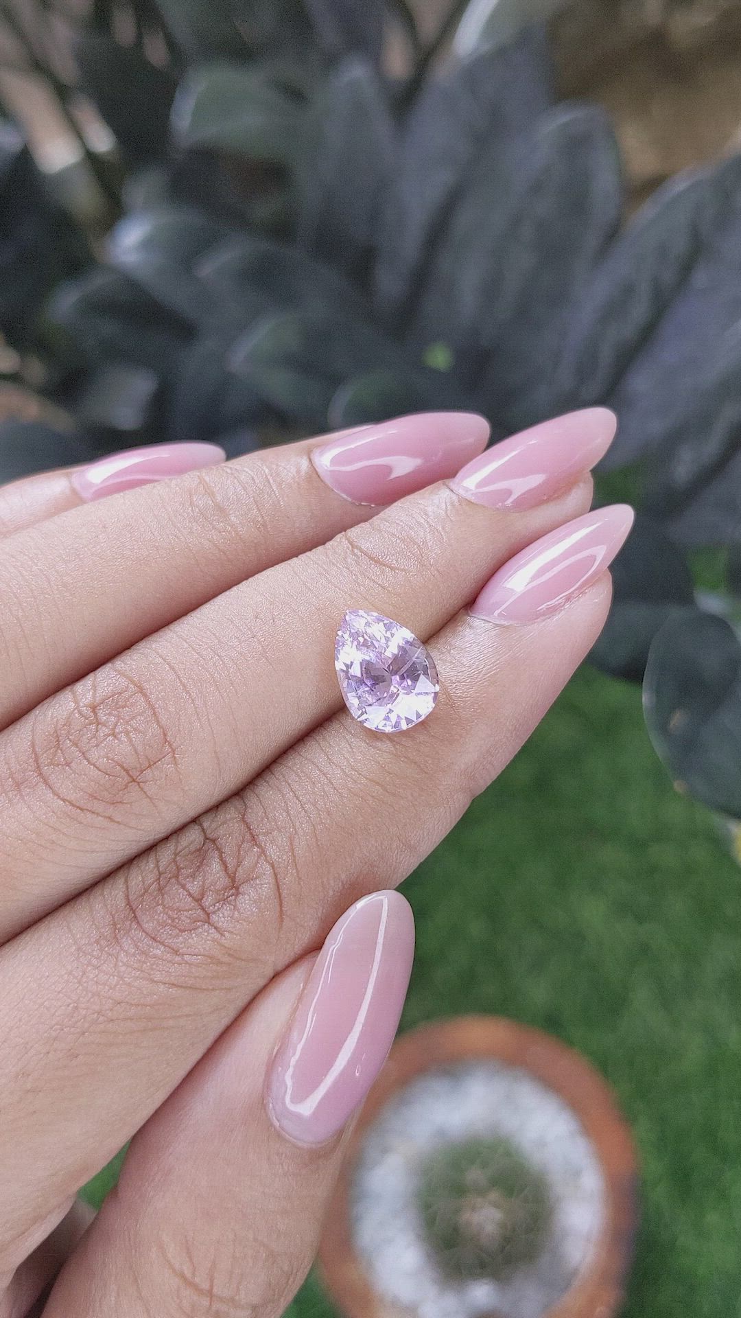 3.79 Ct. Purplish Pink Sapphire from Ceylon (Sri Lanka) Size Video