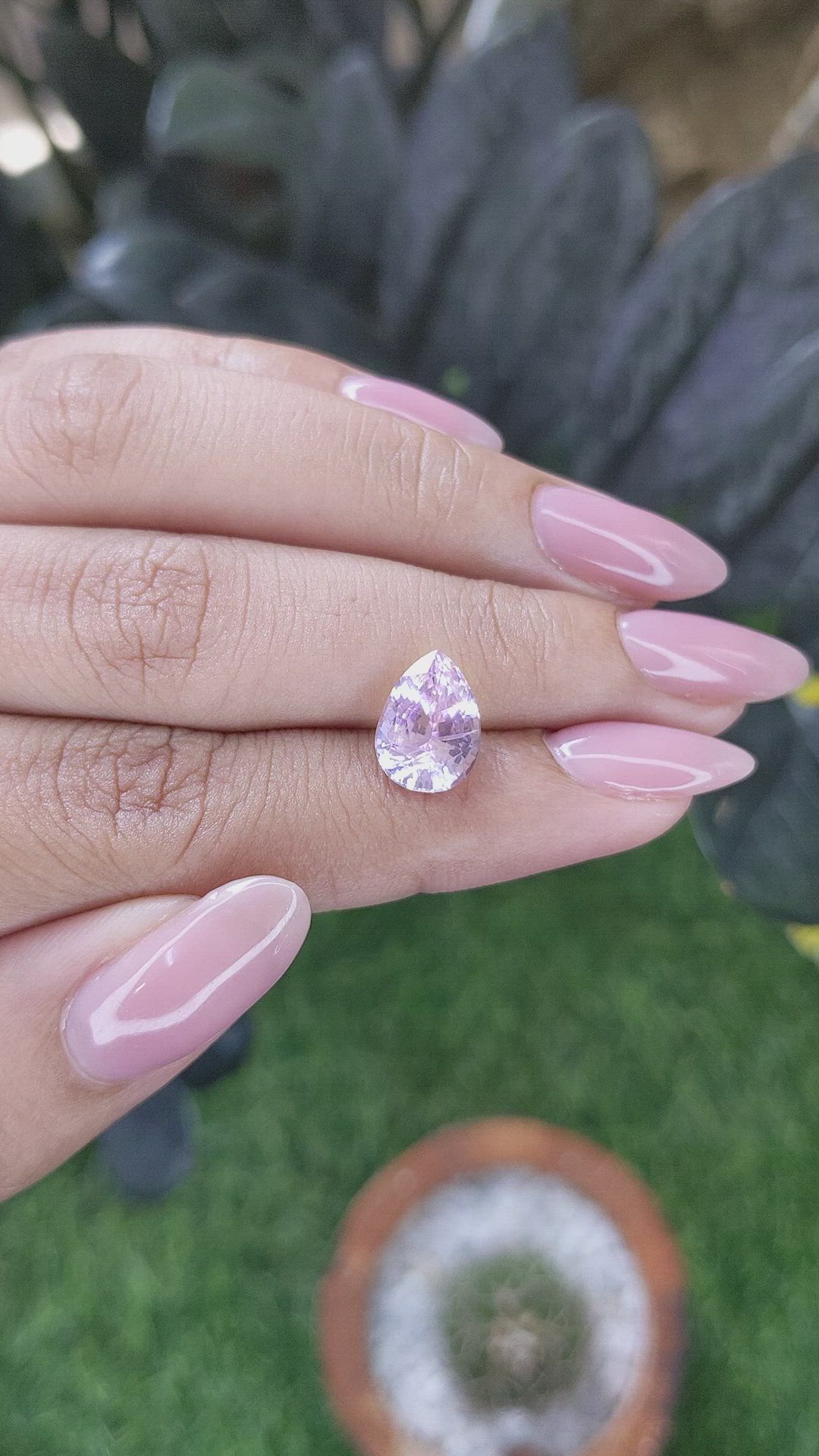 3.79 Ct. Purplish Pink Sapphire from Ceylon (Sri Lanka) Size Video
