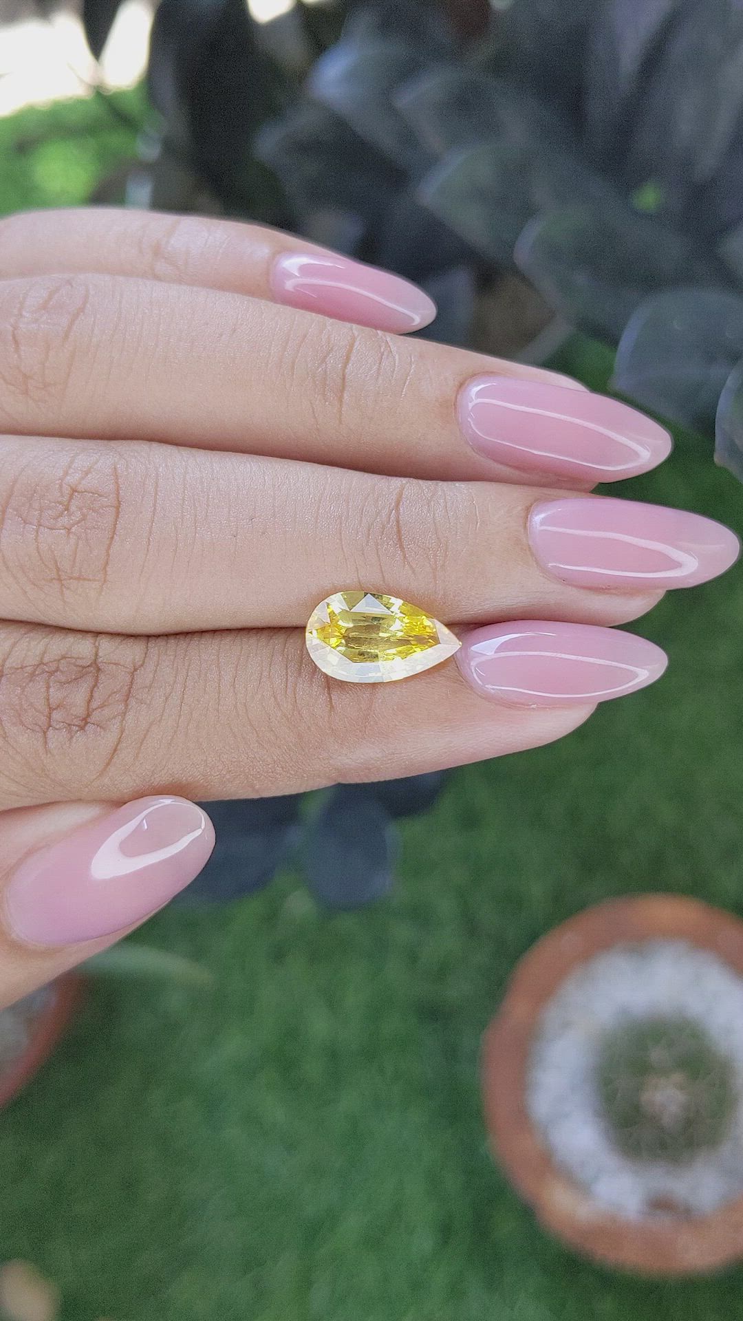 2.99 Ct. Yellow Sapphire from Ceylon (Sri Lanka) Size Video