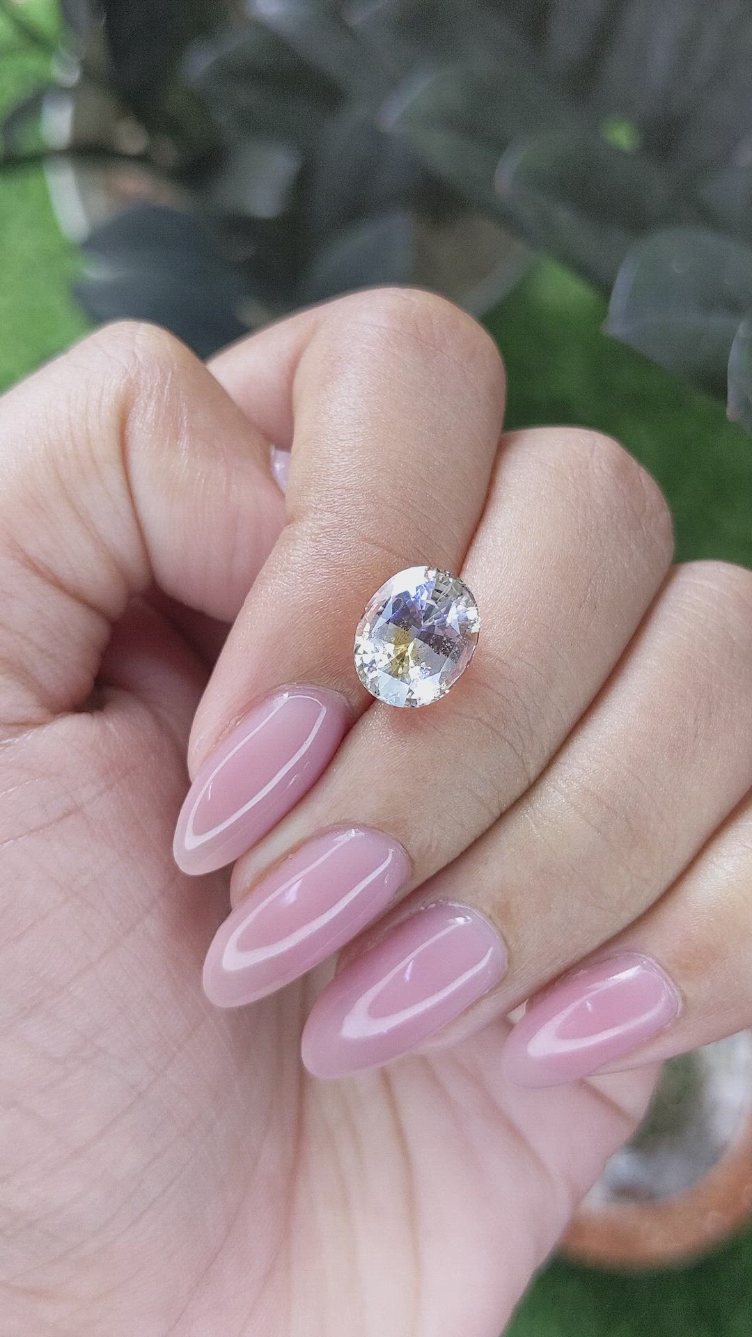4.48 Ct. Peach Sapphire from Ceylon (Sri Lanka) Size Video