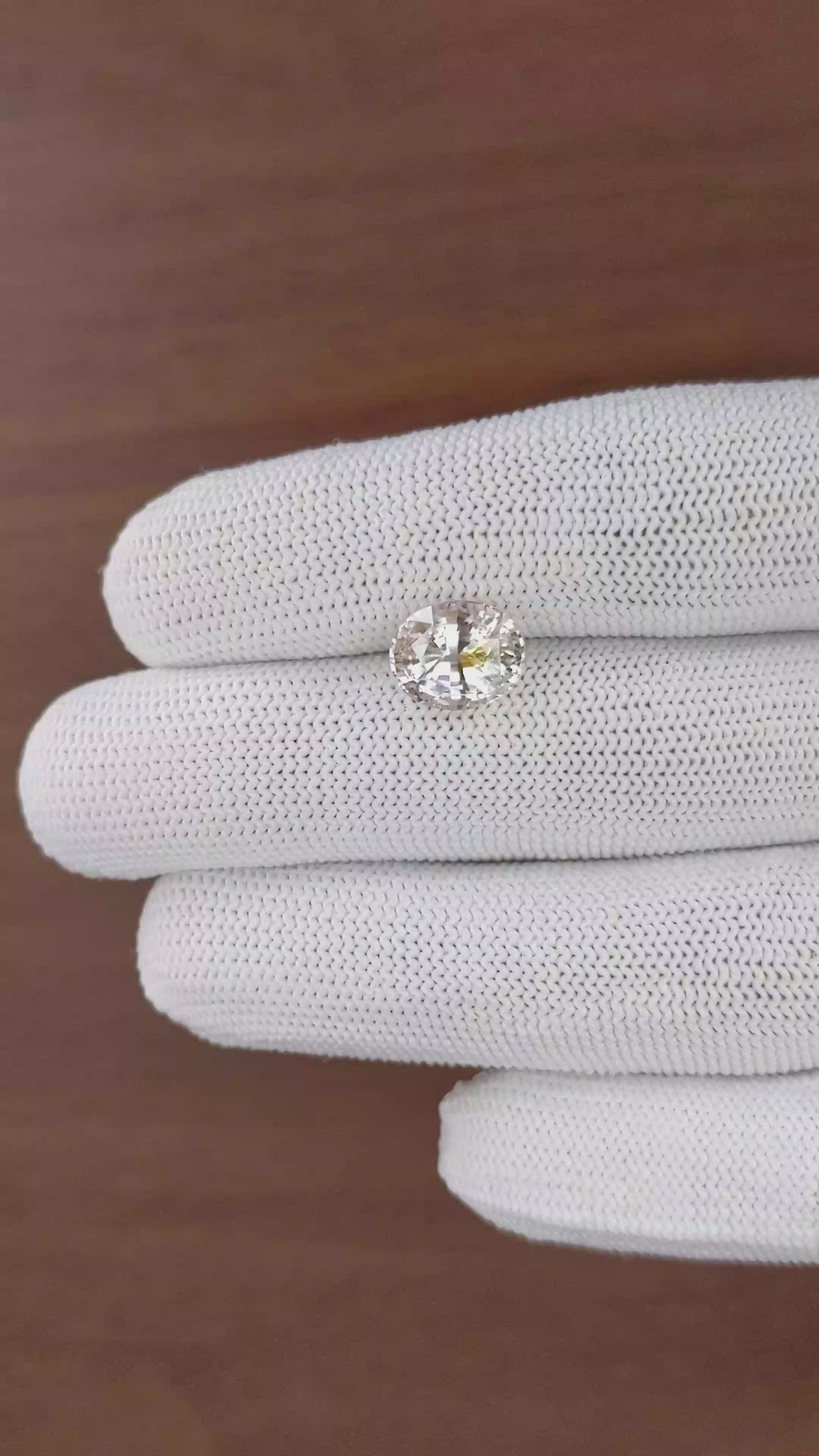 4.48 Ct. Peach Sapphire from Ceylon (Sri Lanka) Size Video