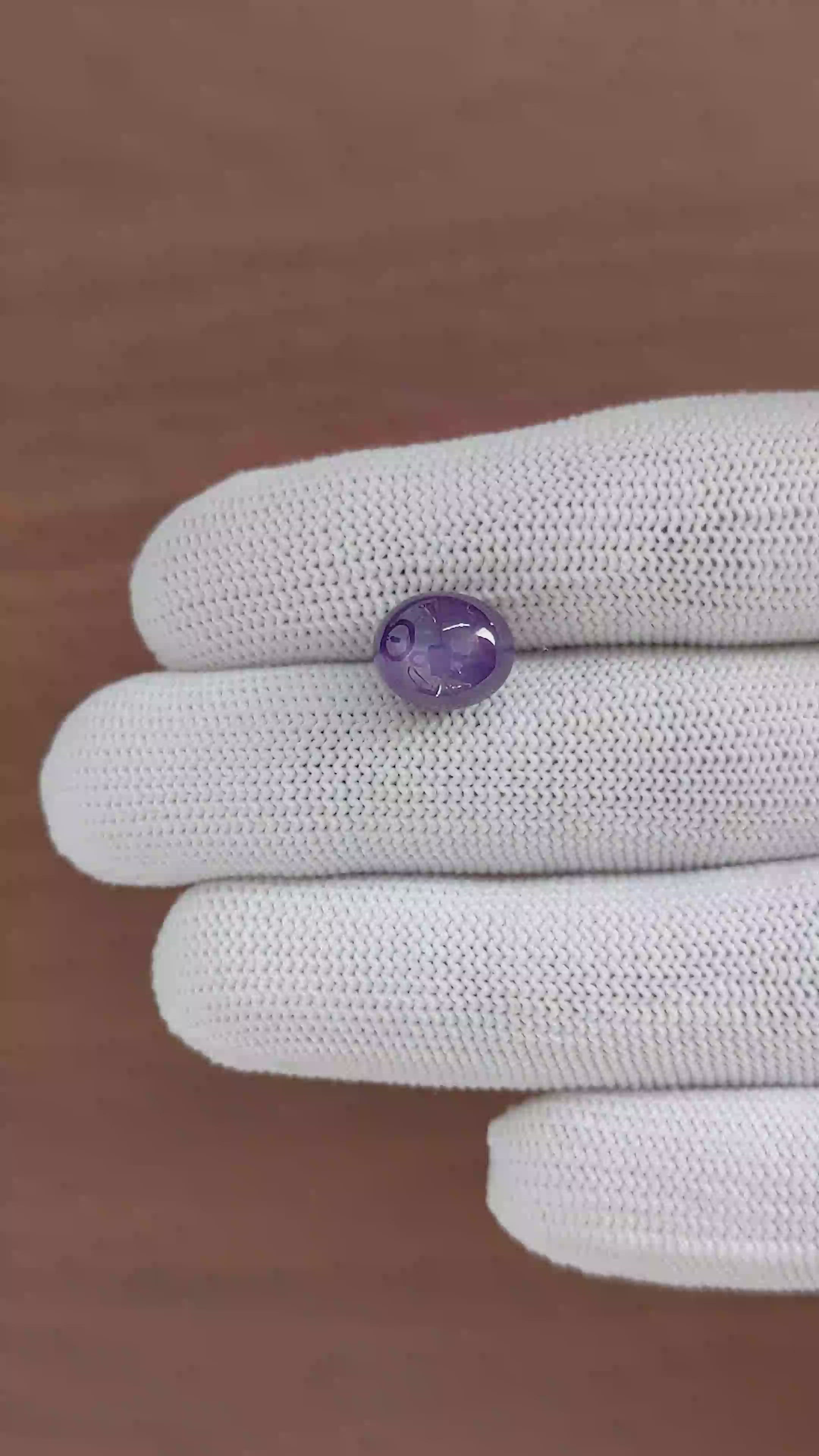 31.17 Ct. Purple Star Sapphire from Ceylon (Sri Lanka) Size Video
