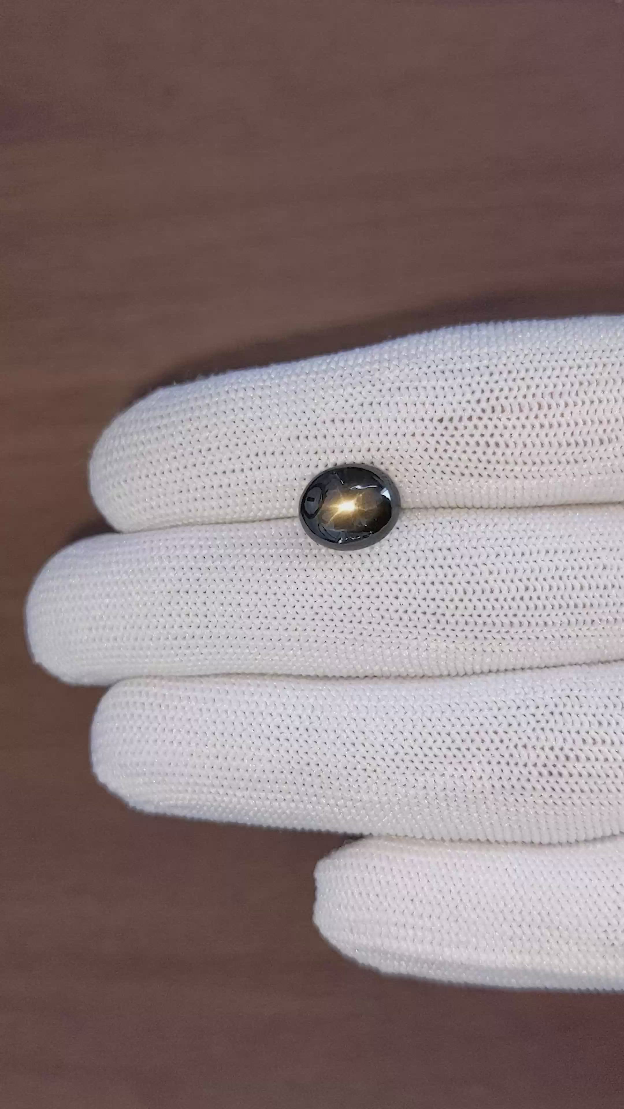 6.36 Ct. Brown Star Sapphire from Ceylon (Sri Lanka) Size Video