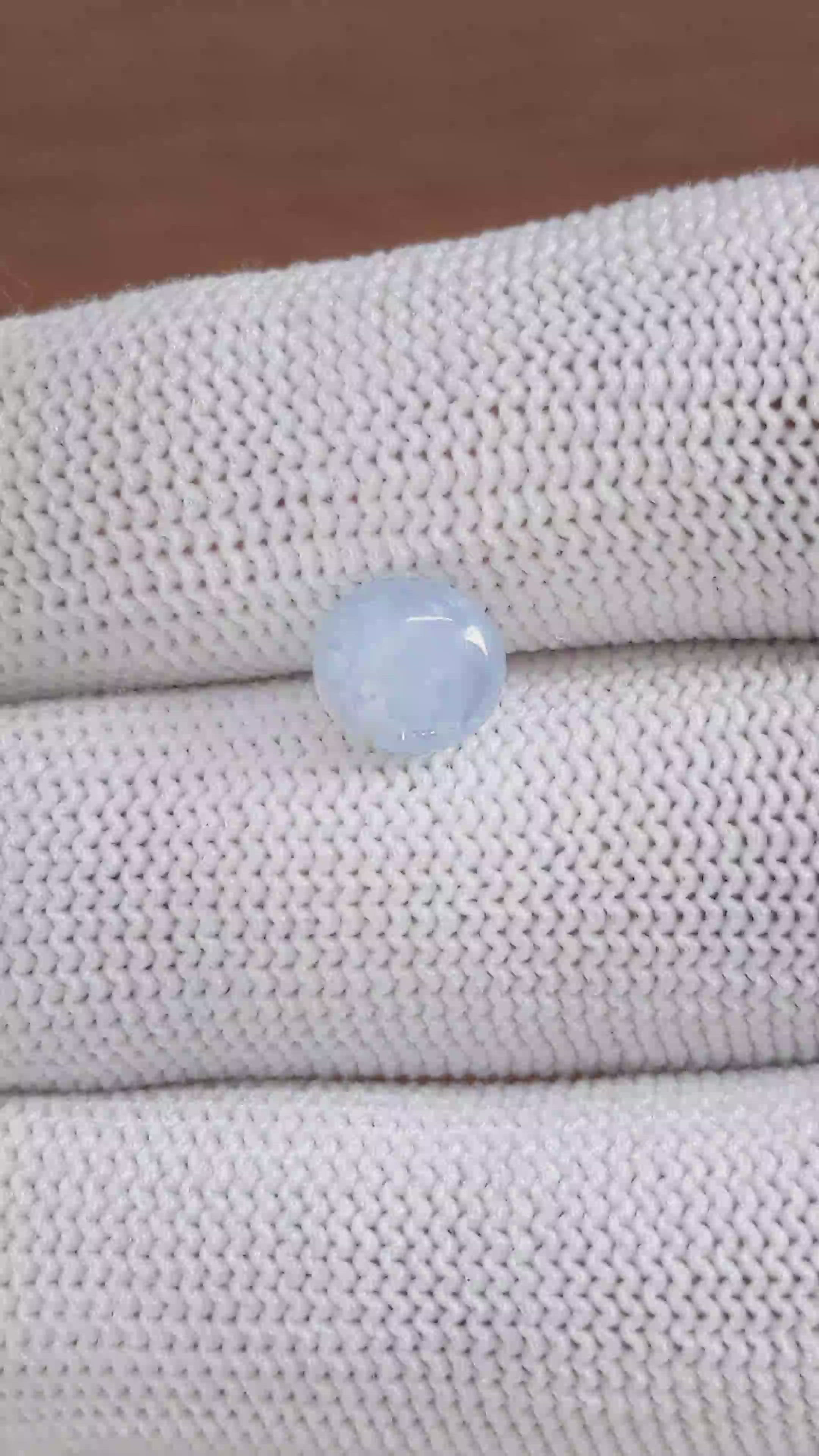 2.65 Ct. Blue Star Sapphire from Ceylon (Sri Lanka) Size Video