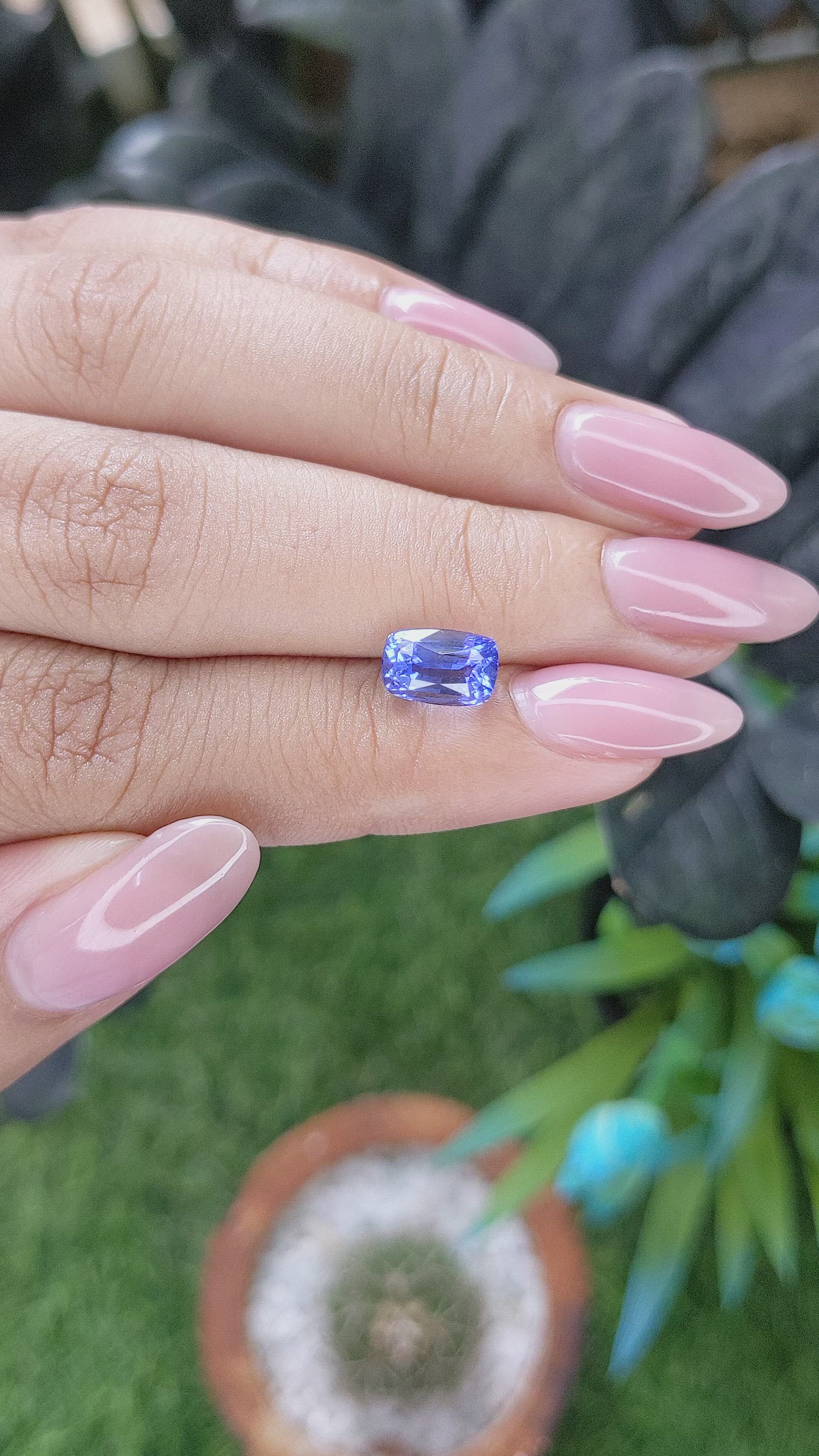 2.62 Ct. Blue Sapphire from Ceylon (Sri Lanka) Size Video