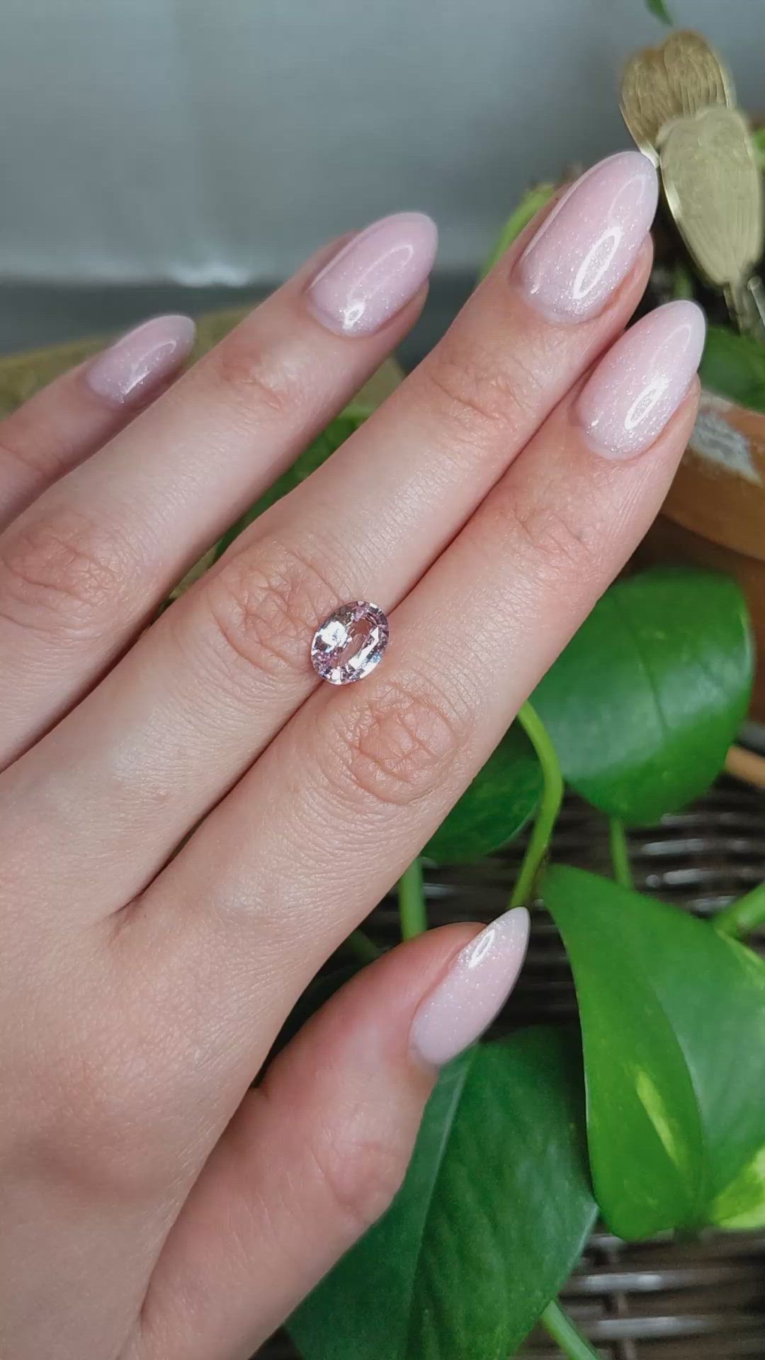 2.14 Ct. Padparadscha Sapphire from Ceylon (Sri Lanka) Size Video
