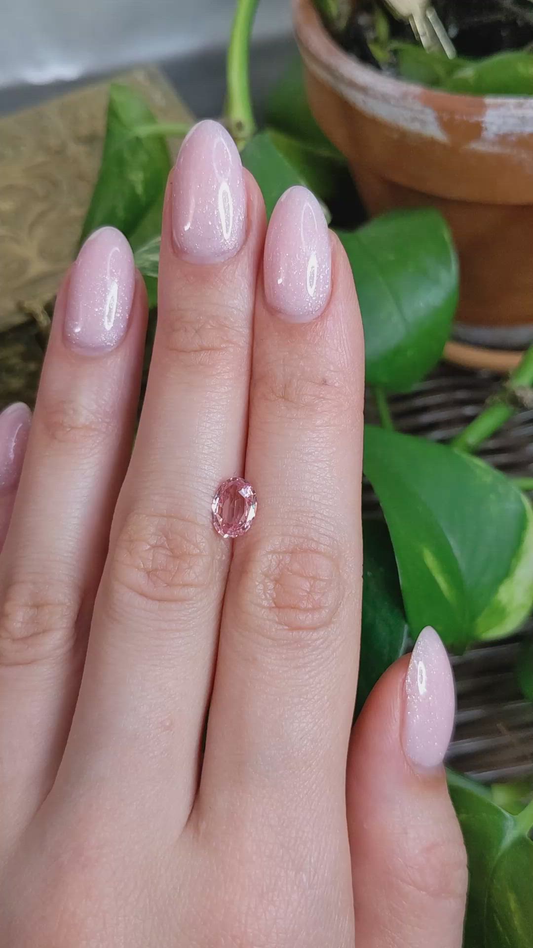 1.36 Ct. Padparadscha Sapphire from Ceylon (Sri Lanka) Size Video