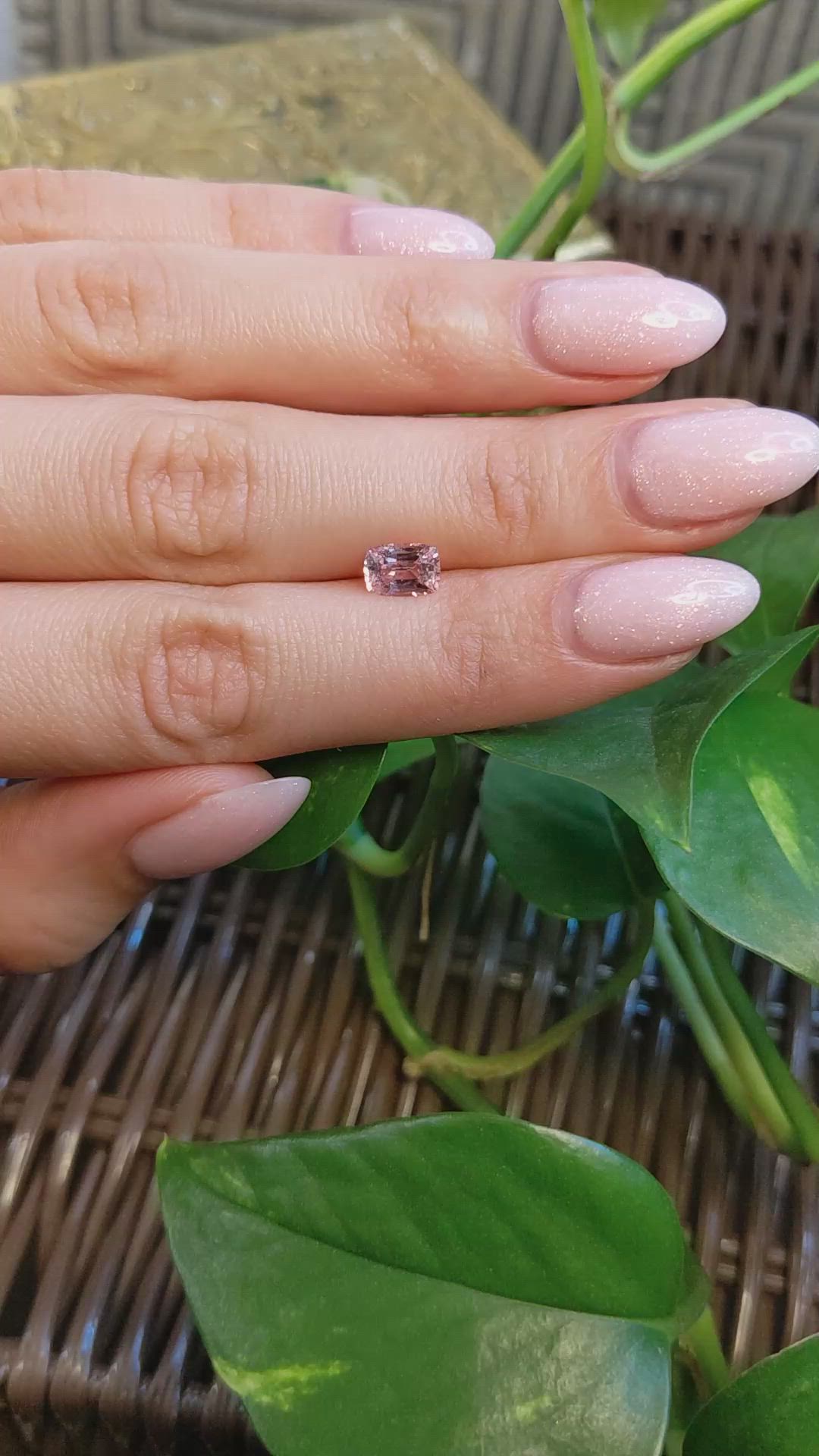 1.29 Ct. Padparadscha Sapphire from Ceylon (Sri Lanka) Size Video
