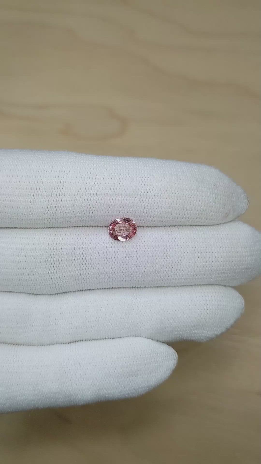 1.35 Ct. Padparadscha Sapphire from Ceylon (Sri Lanka) Size Video