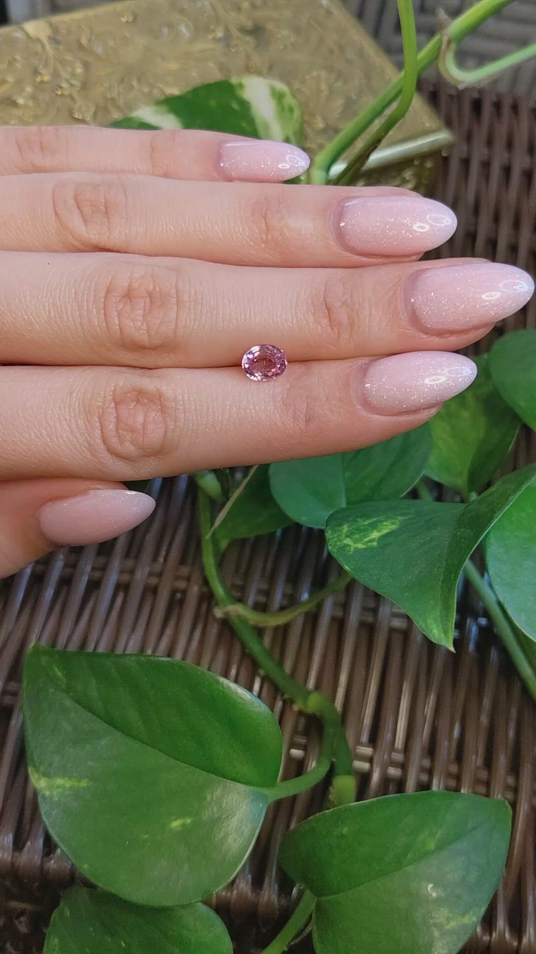 1.35 Ct. Padparadscha Sapphire from Ceylon (Sri Lanka) Size Video