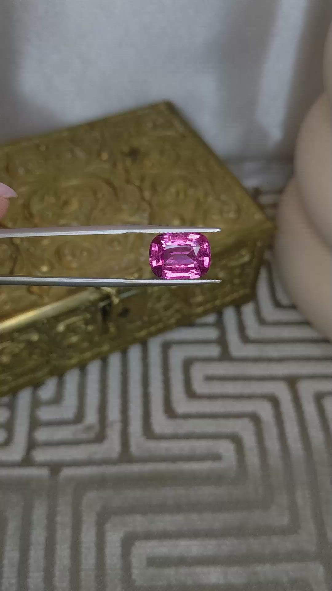 6.08 Ct. Pink Sapphire from Ceylon (Sri Lanka) Size Video