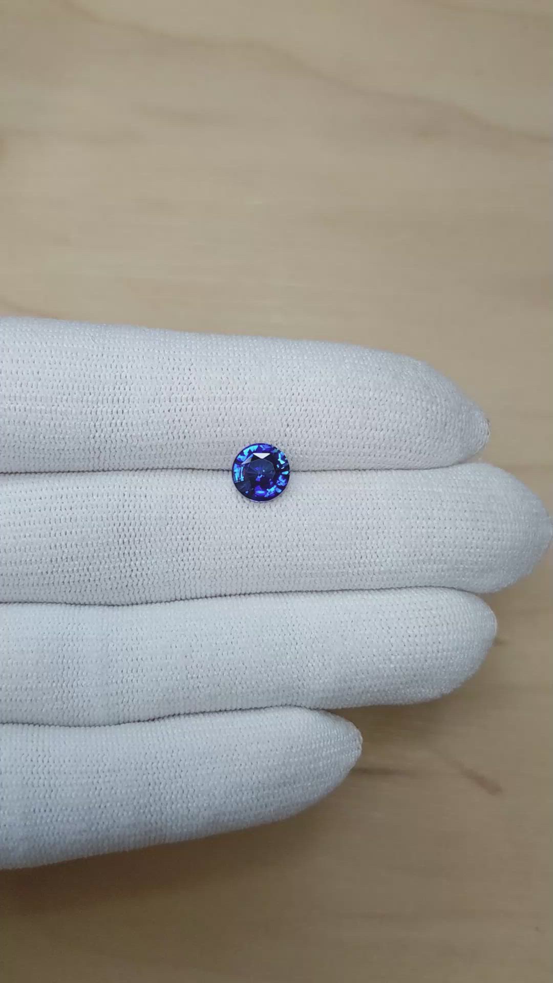 2.10 Ct. Blue Sapphire from Ceylon (Sri Lanka) Size Video