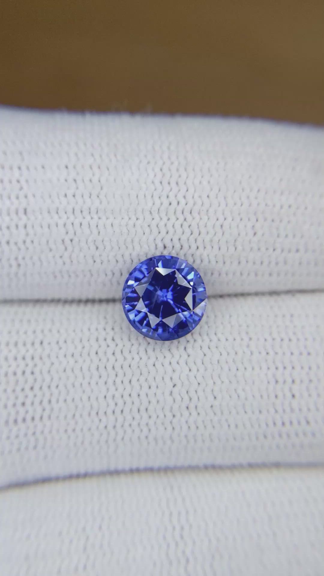 2.43 Ct. Blue Sapphire from Ceylon (Sri Lanka) Size Video