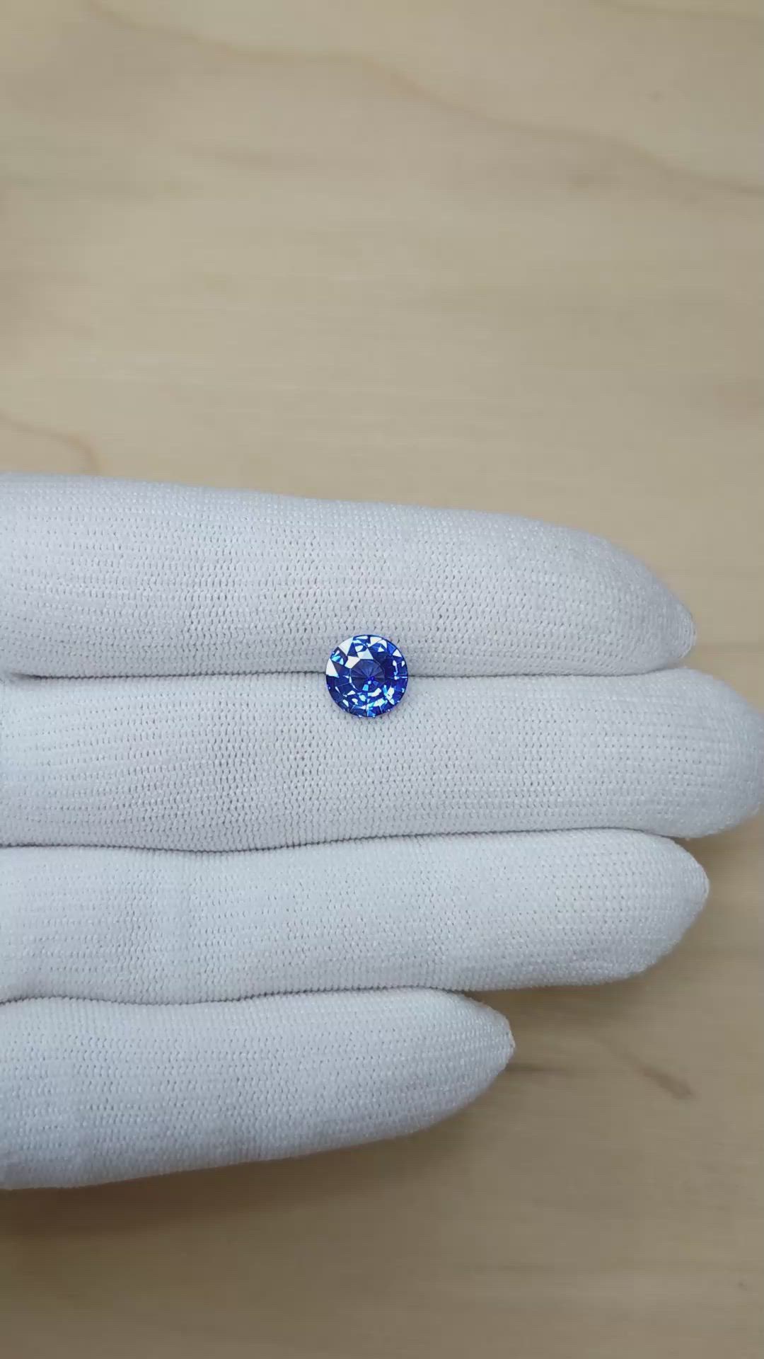 2.55 Ct. Blue Sapphire from Ceylon (Sri Lanka) Size Video