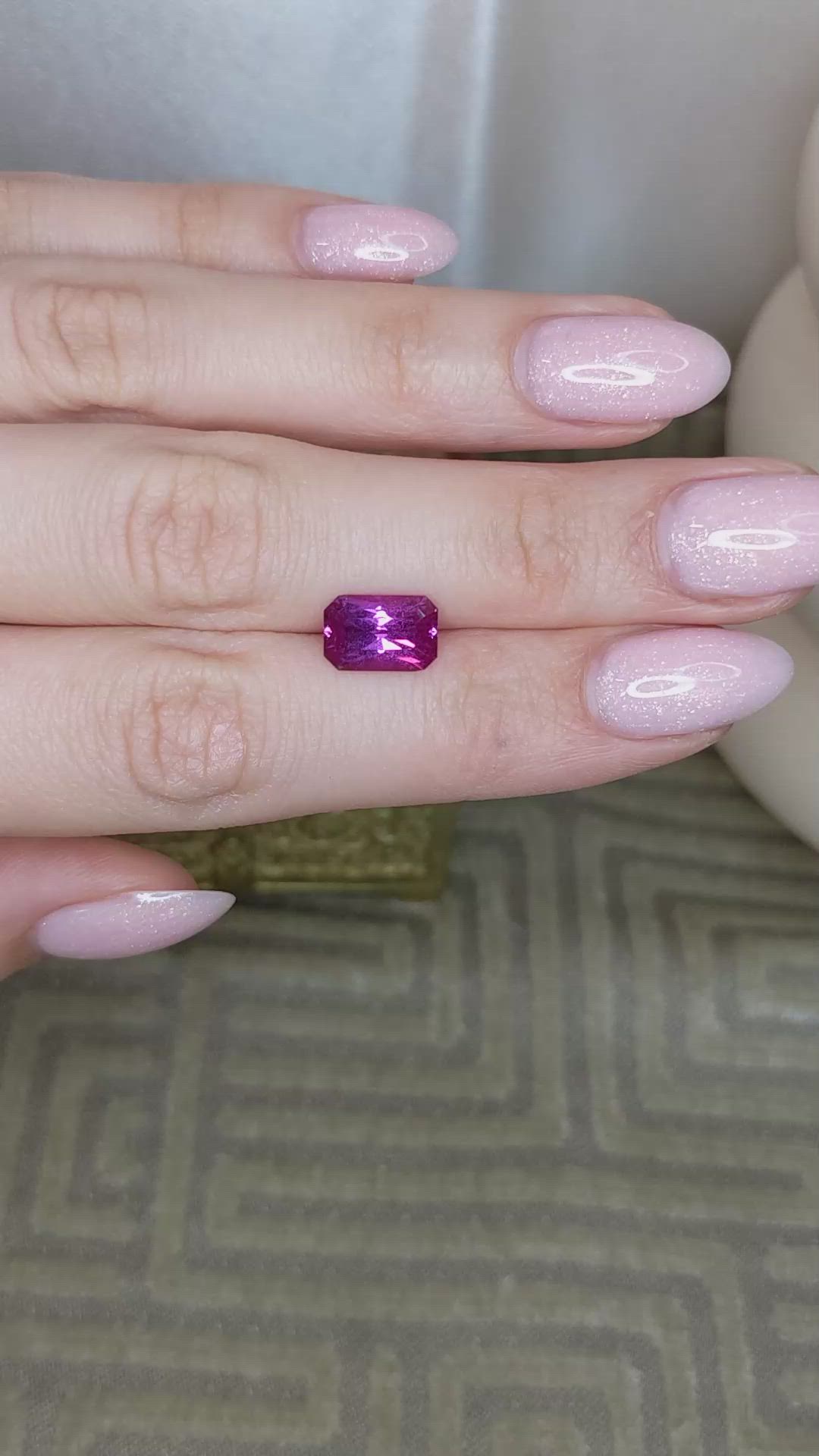 3.87 Ct. Purplish Pink Sapphire from Ceylon (Sri Lanka) Size Video