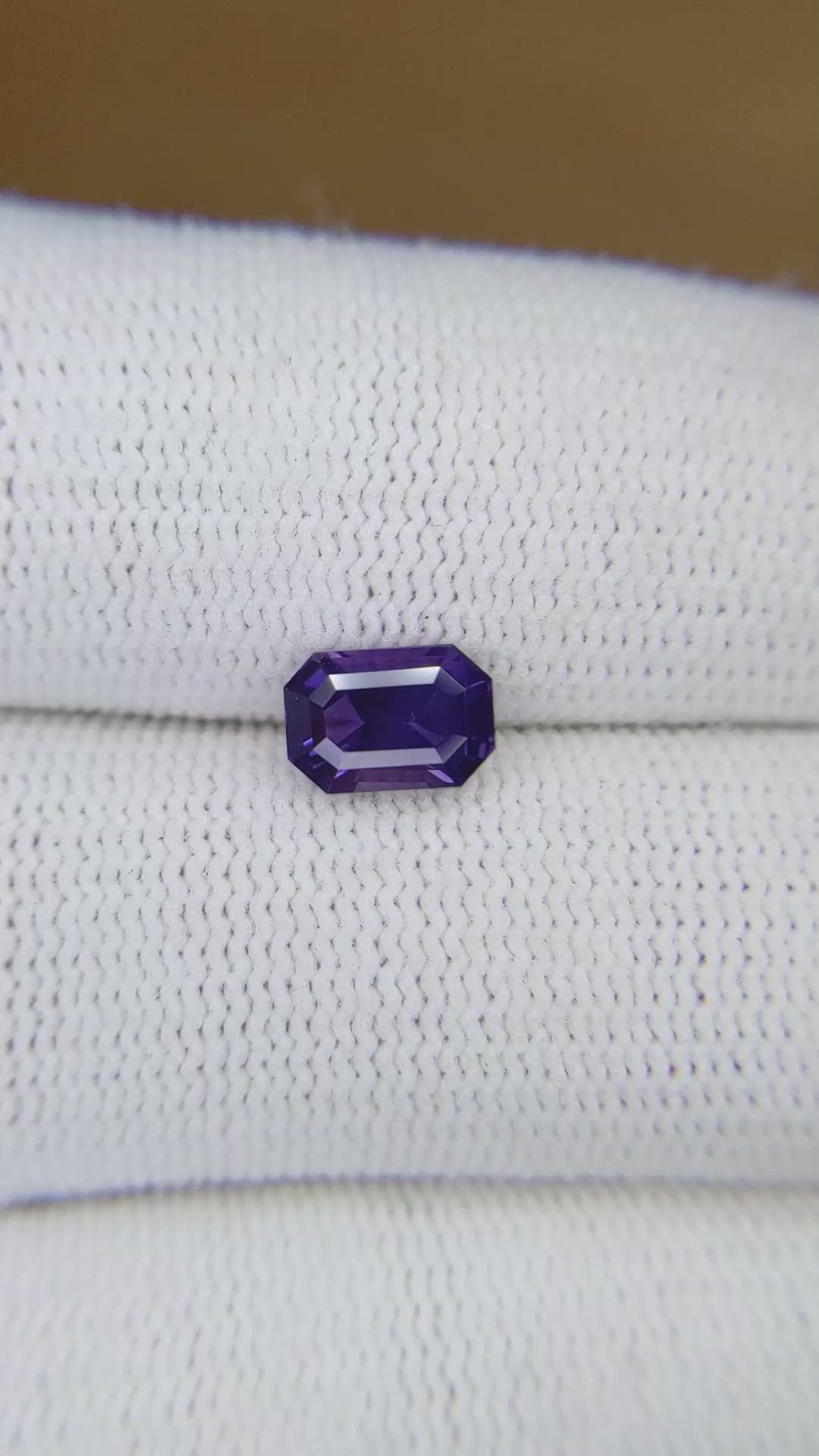 1.53 Ct. Violet Sapphire from Ceylon (Sri Lanka) Size Video