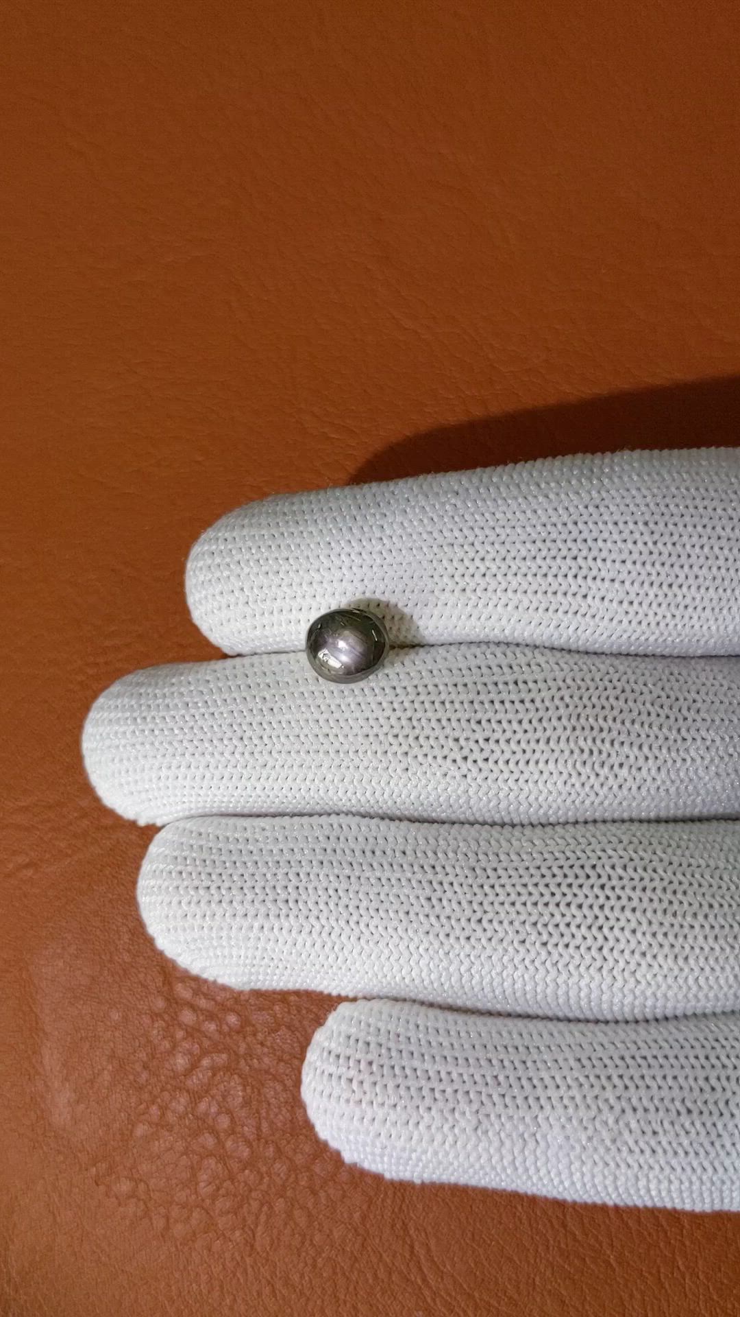 3.86 Ct. Grey Star Sapphire from Ceylon (Sri Lanka) Size Video