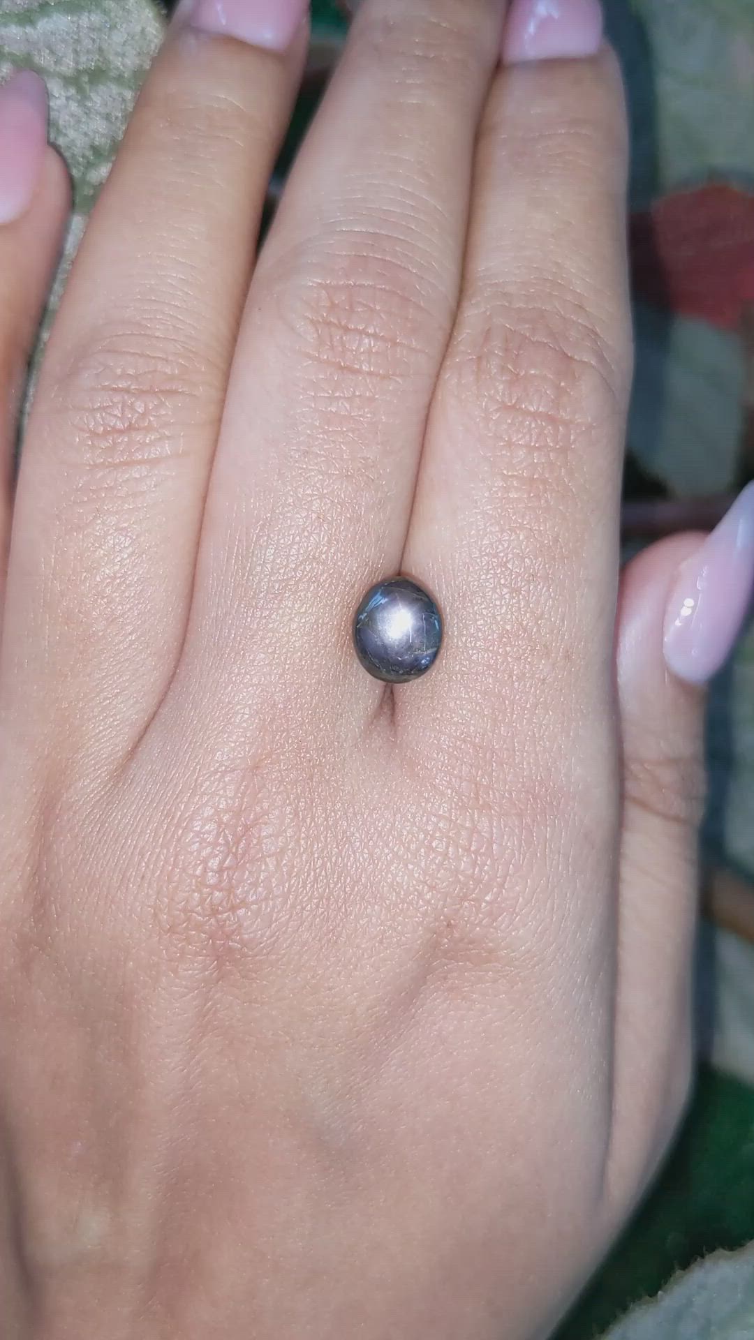 3.86 Ct. Grey Star Sapphire from Ceylon (Sri Lanka) Size Video